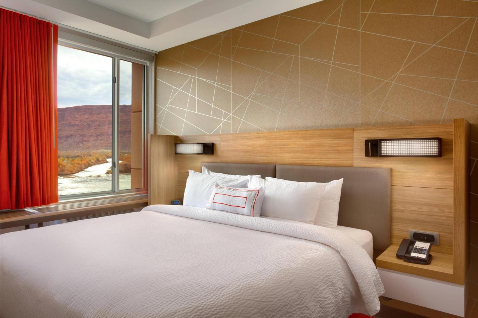 SpringHill Suites by Marriott Moab photo 7