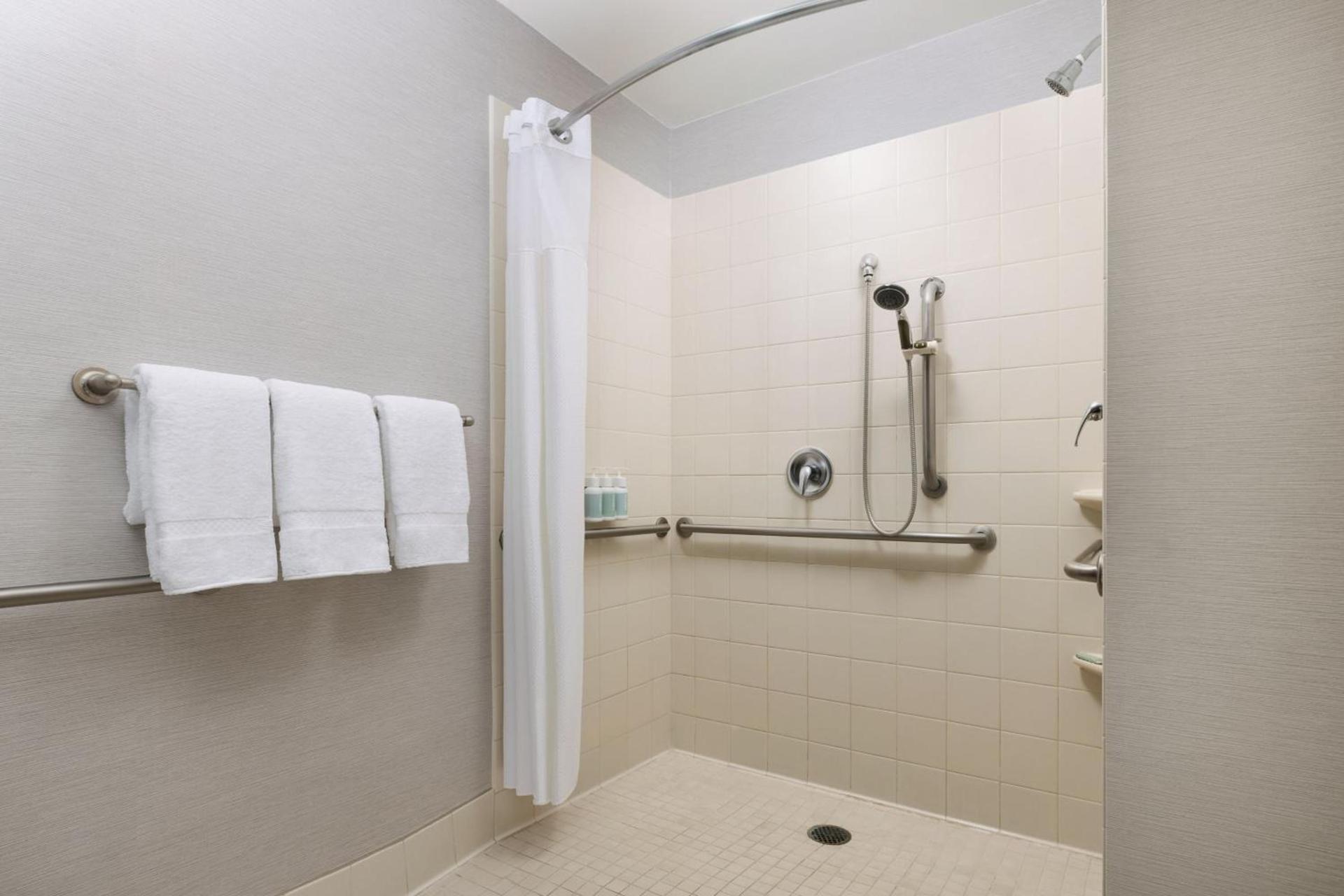 Courtyard By Marriott Las Vegas Stadium Area photo 16