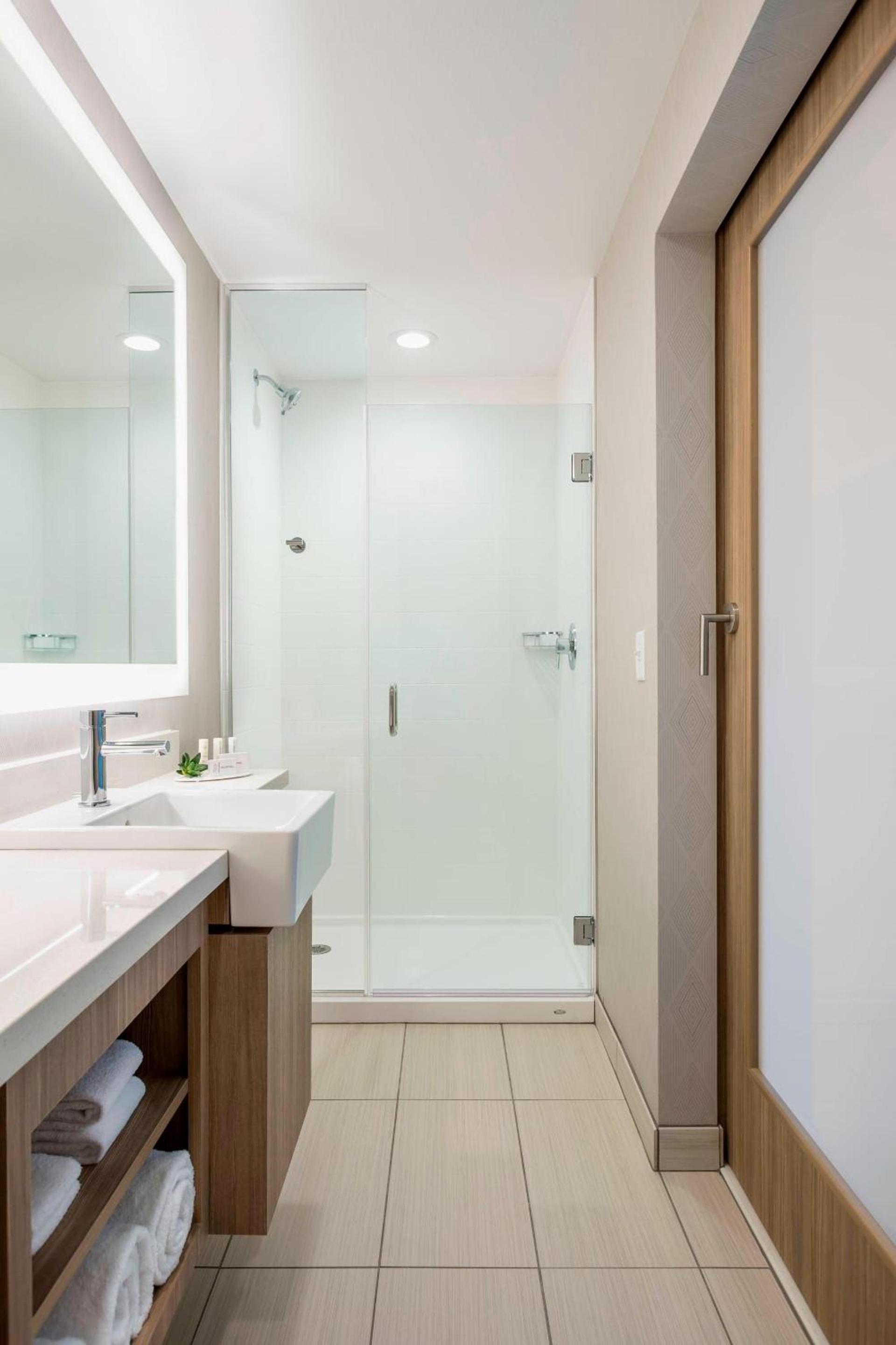 SpringHill Suites Madison photo 16