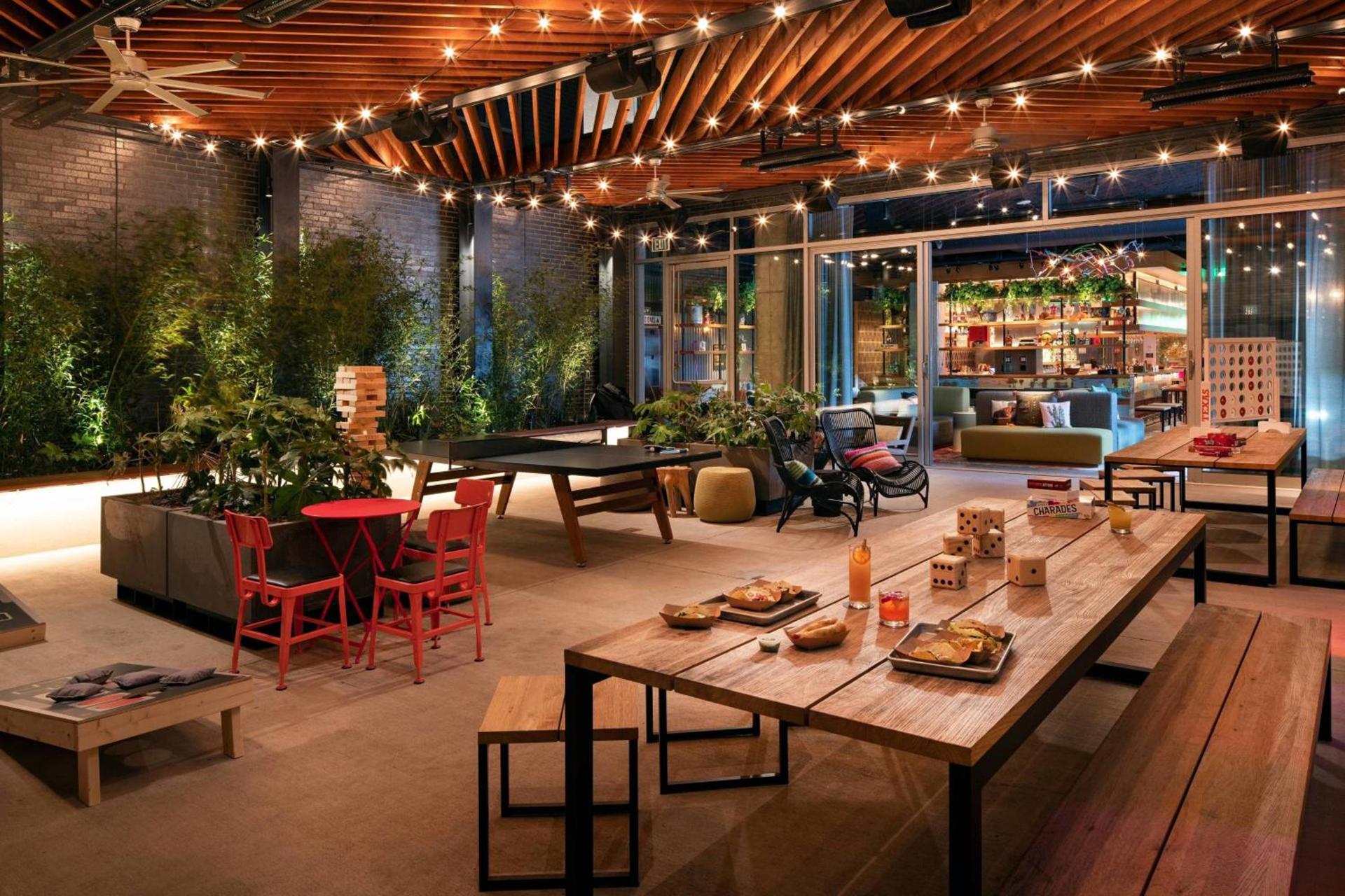 Moxy Austin - University photo 29