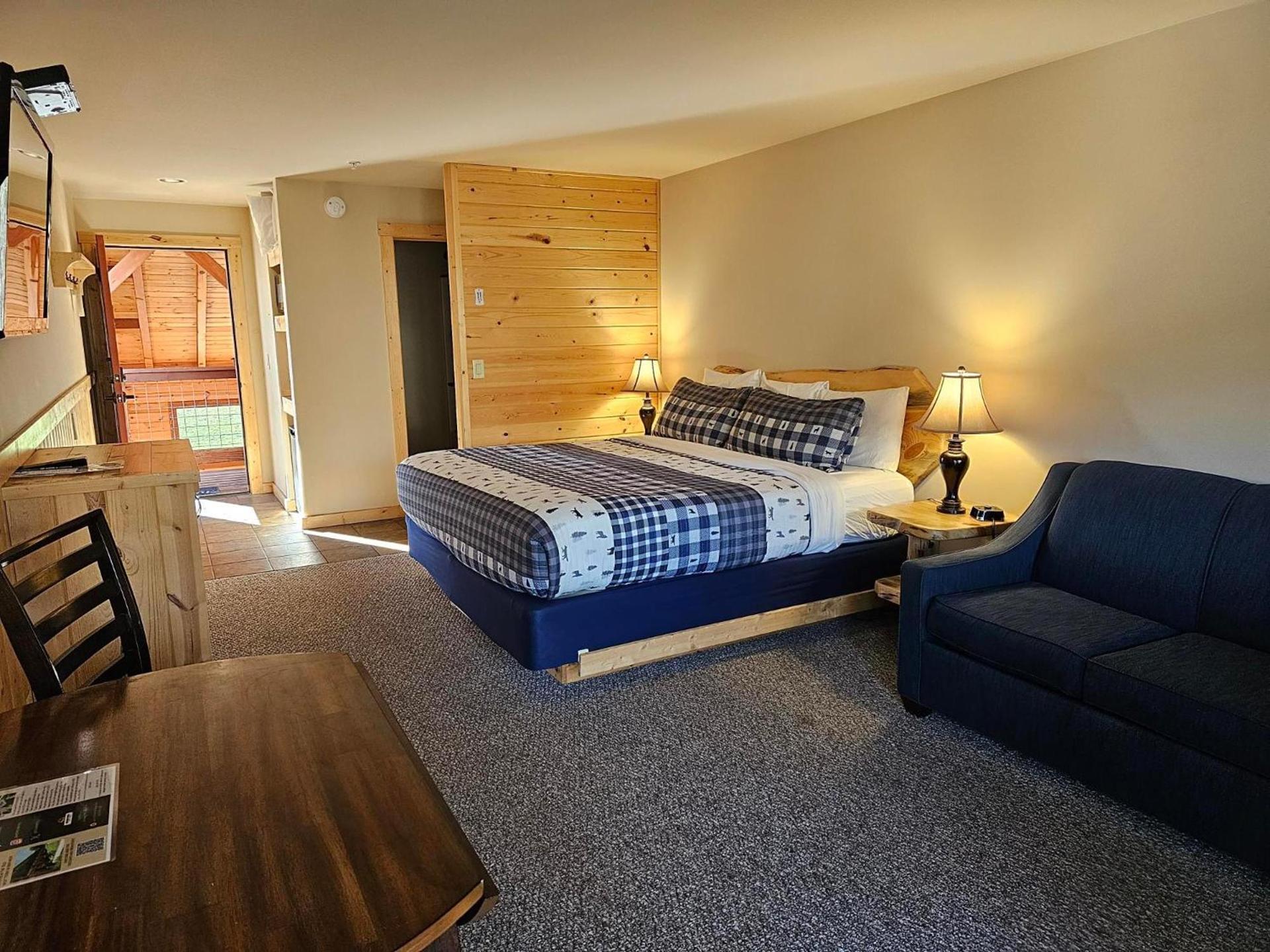 Methow River Lodge and Cabins photo 35