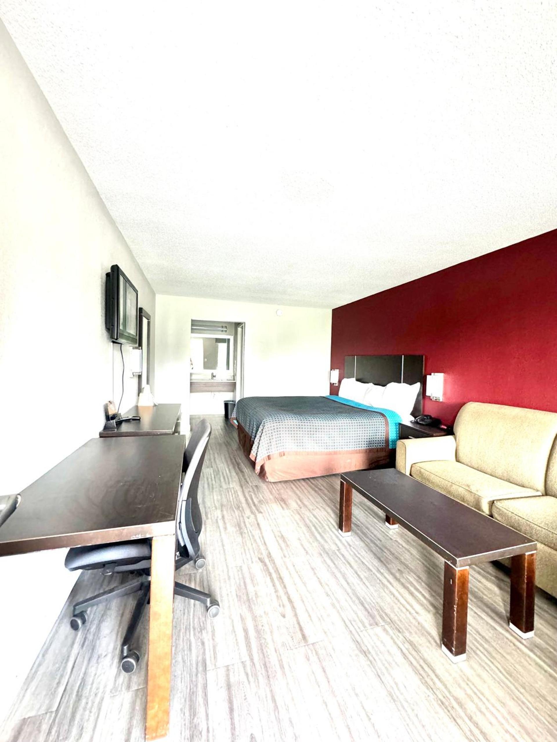 RELAX INN photo 15