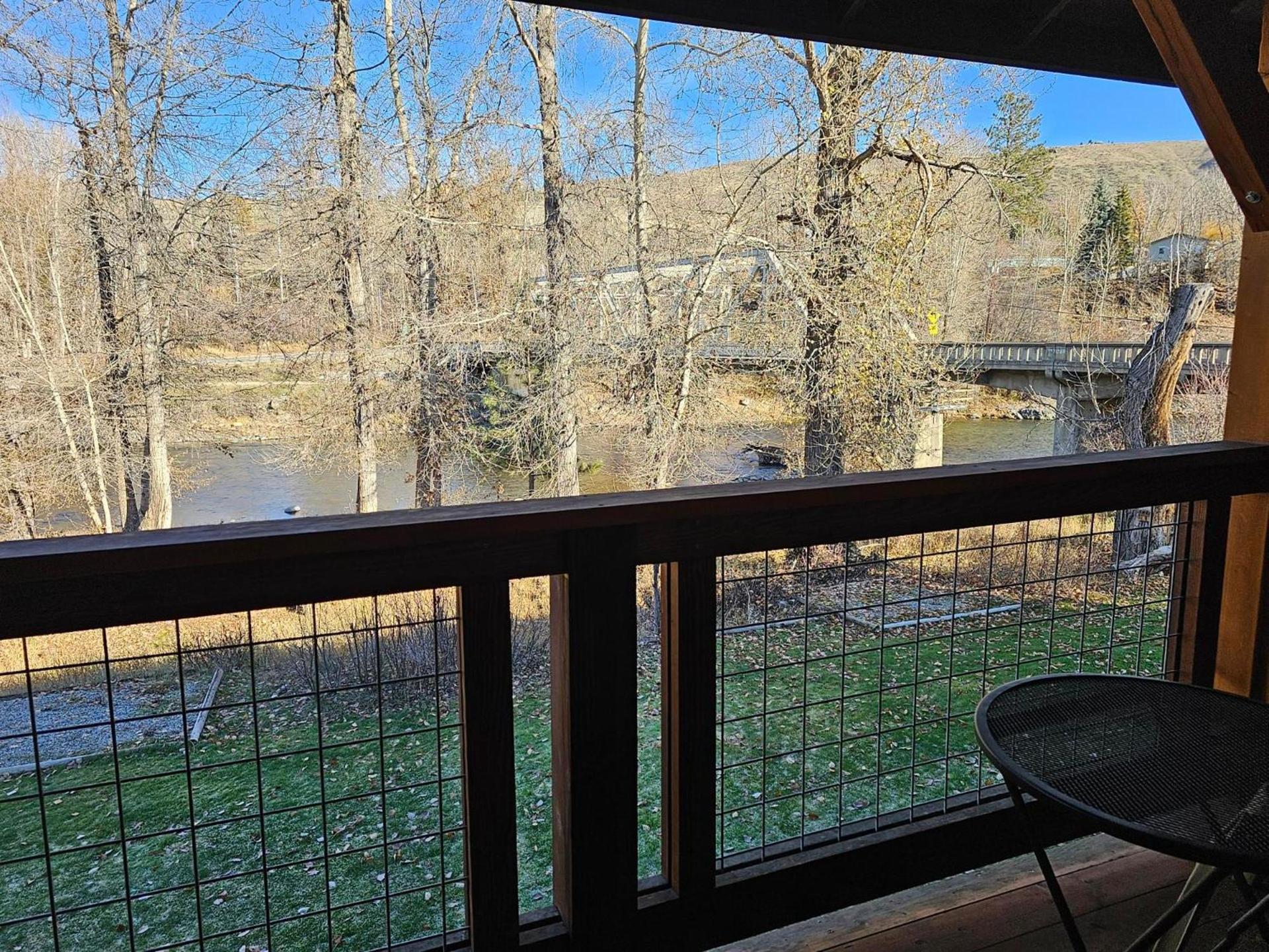 Methow River Lodge and Cabins photo 39