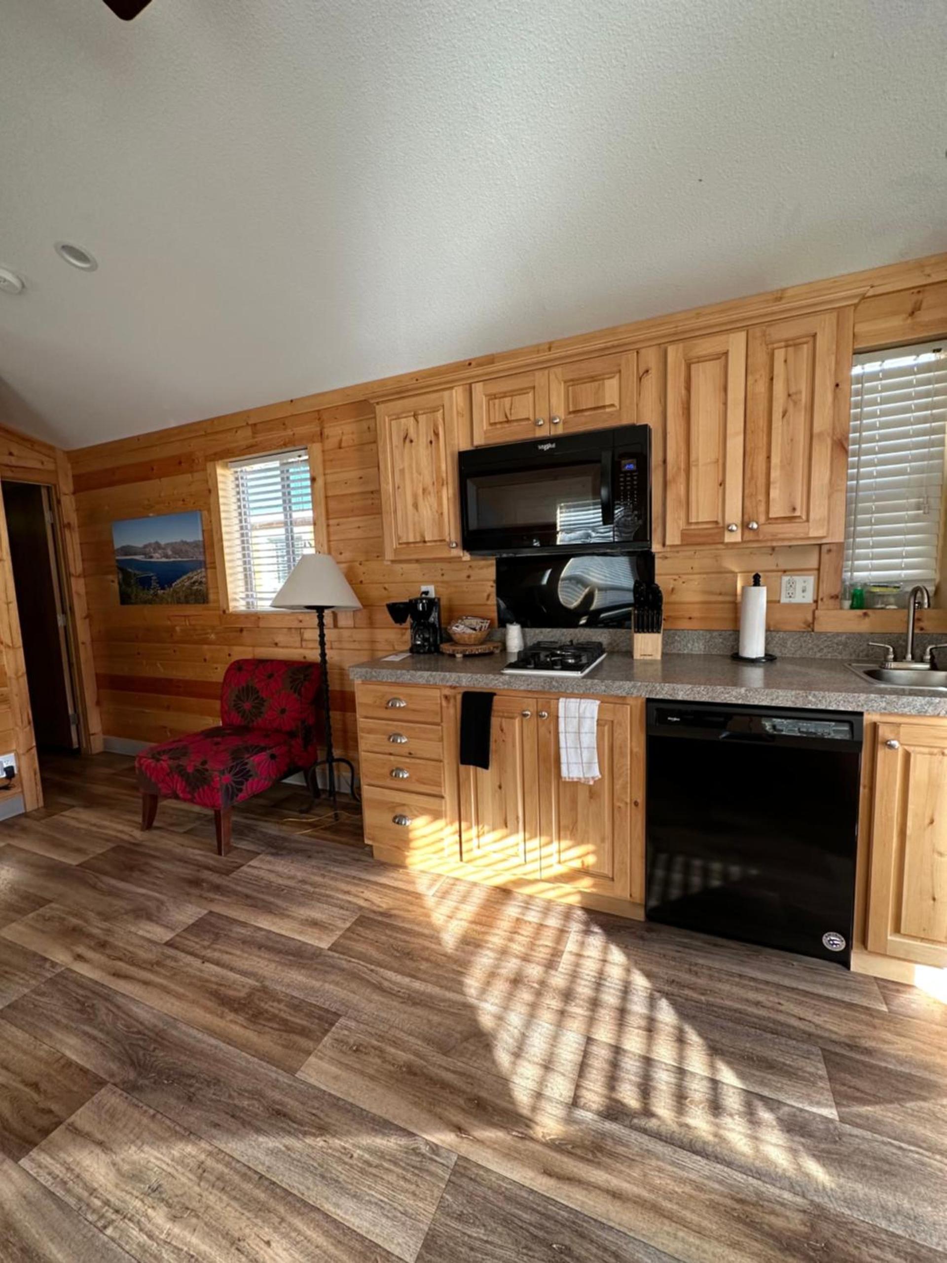 Packwood Lodge & Cabins photo 36