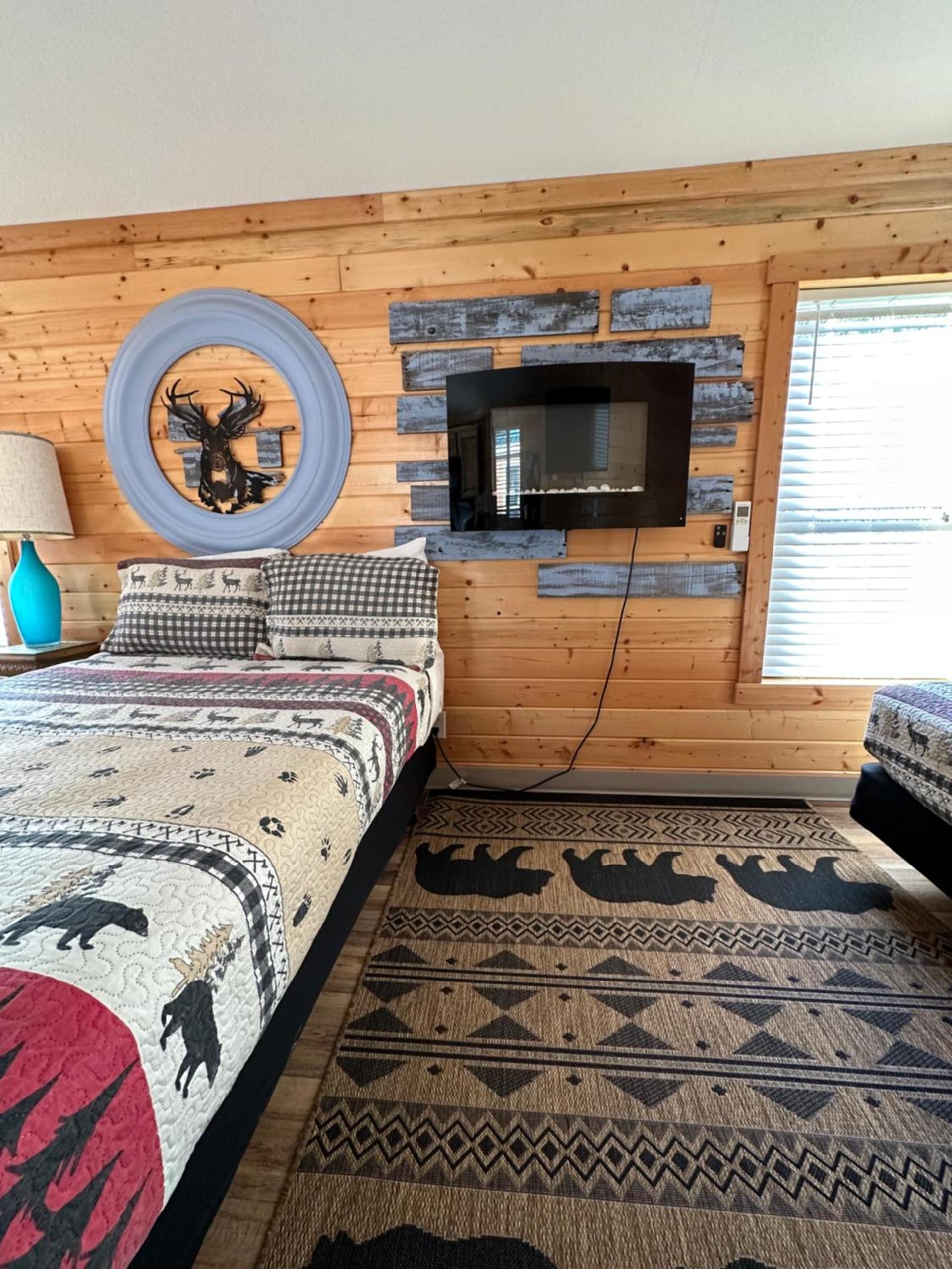 Packwood Lodge & Cabins photo 40