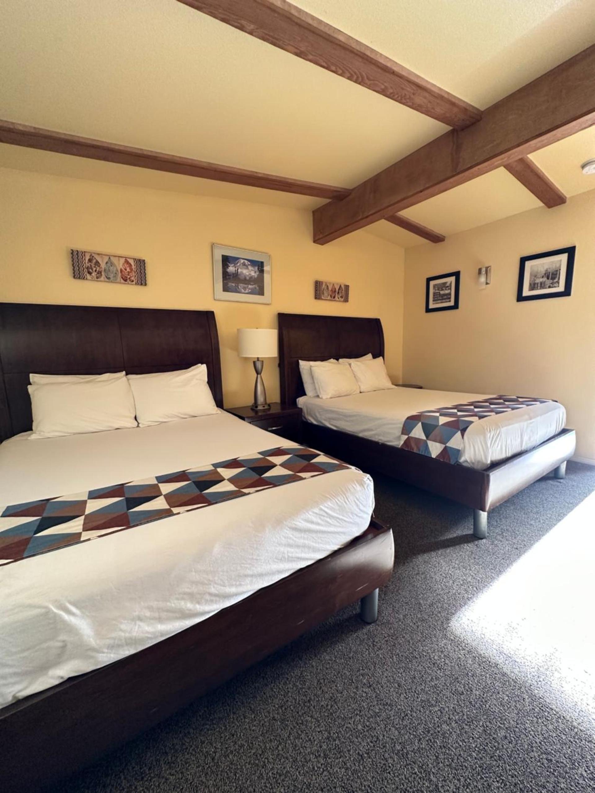 Packwood Lodge & Cabins photo 45