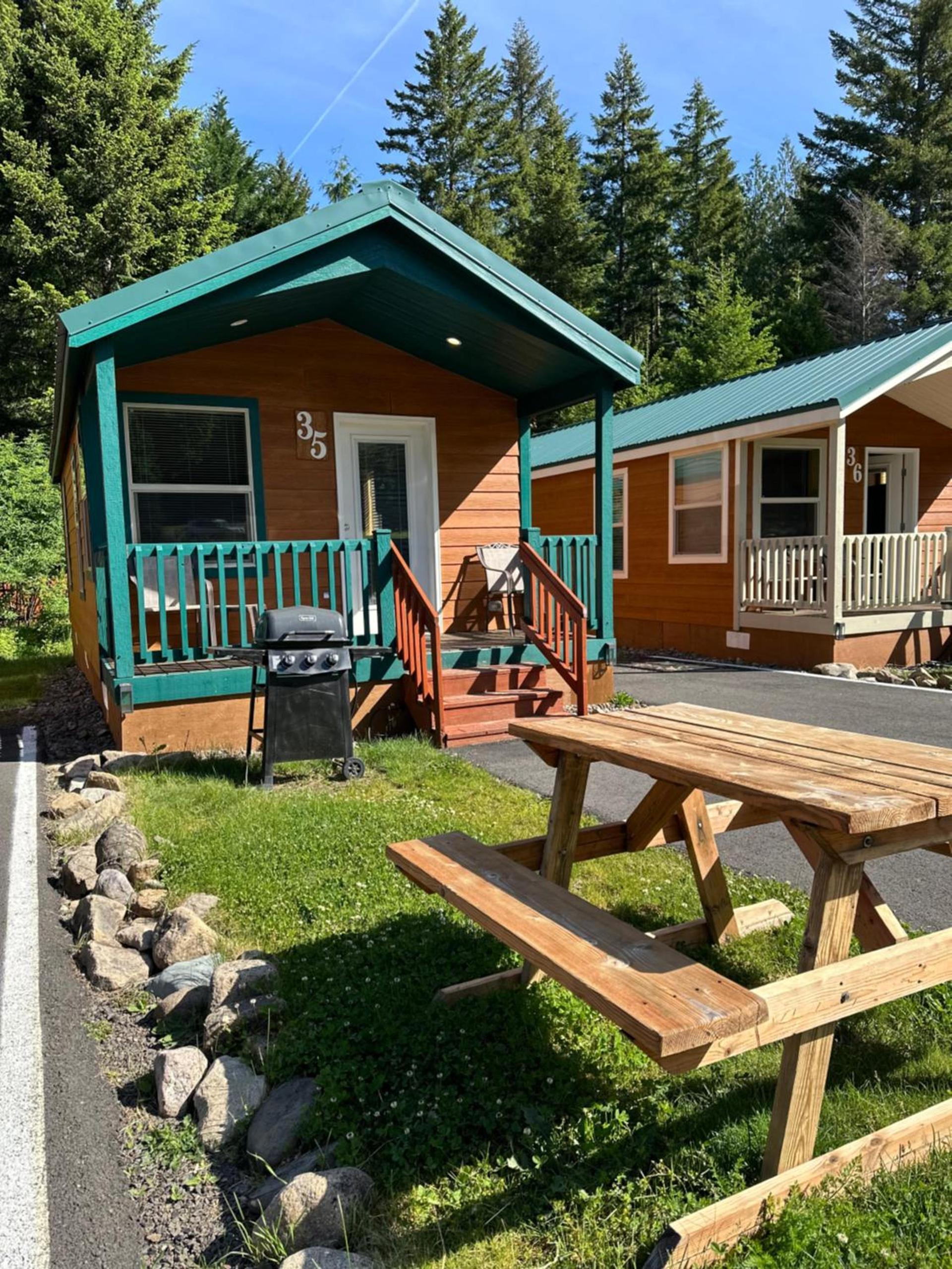 Packwood Lodge & Cabins photo 5