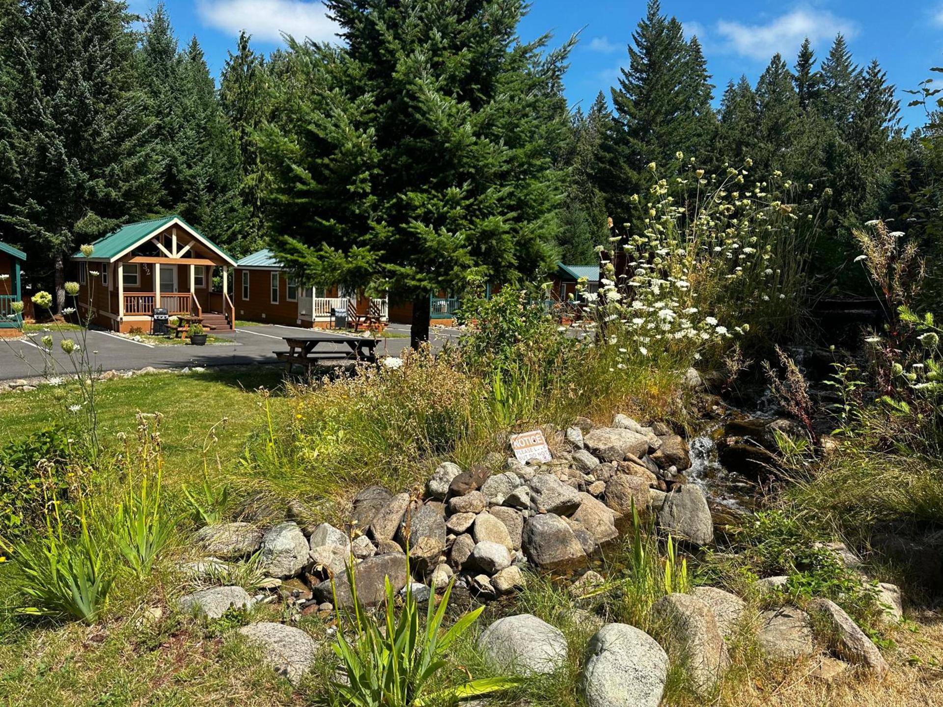 Packwood Lodge & Cabins photo 4