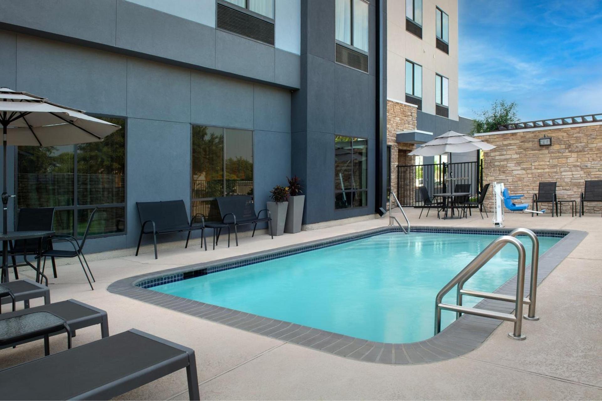 Fairfield Inn & Suites by Marriott Houston Pasadena photo 30
