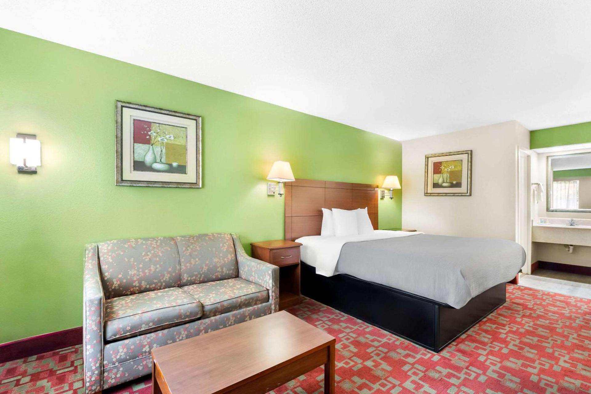 Quality Inn Selma - Smithfield photo 11
