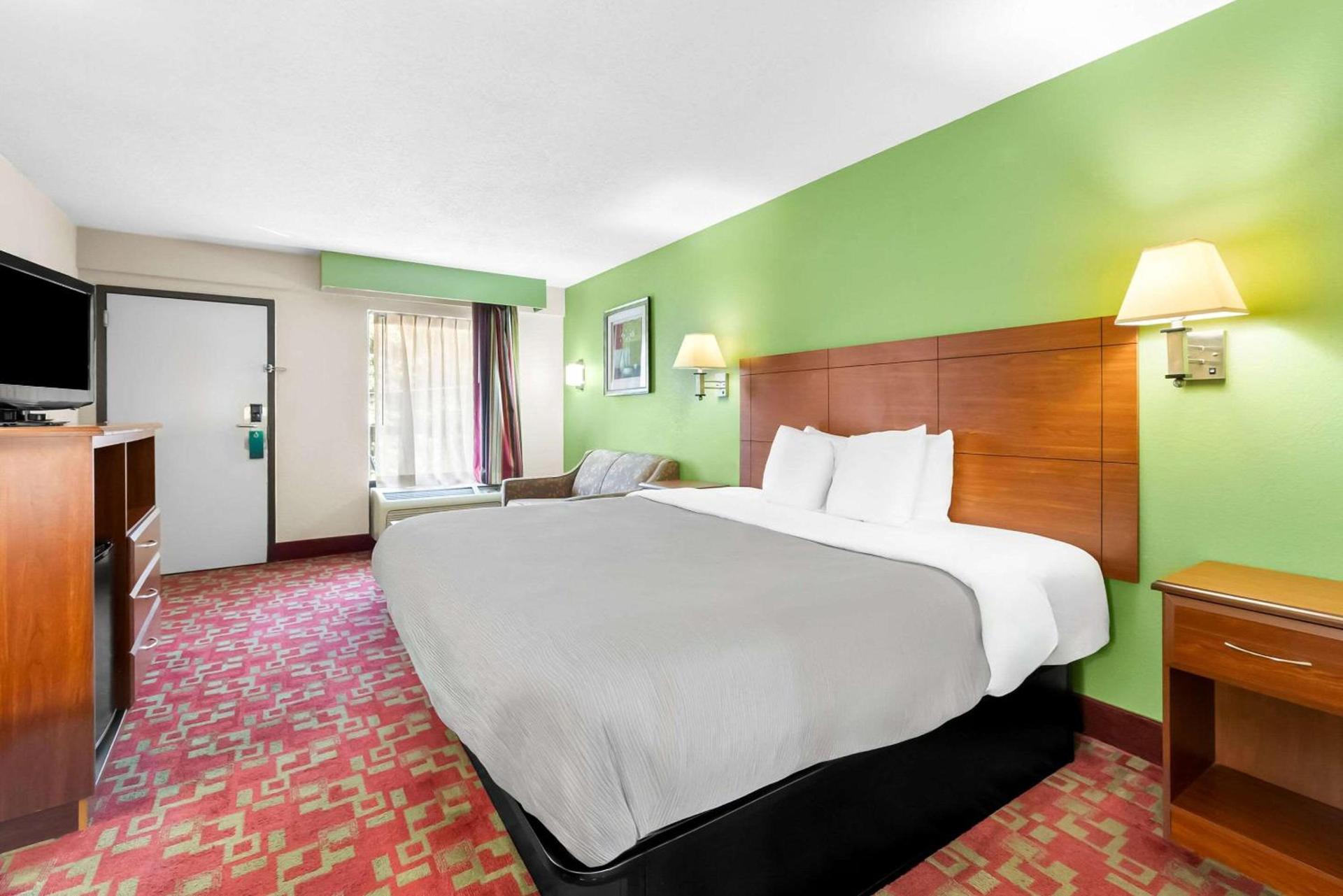 Quality Inn Selma - Smithfield photo 12