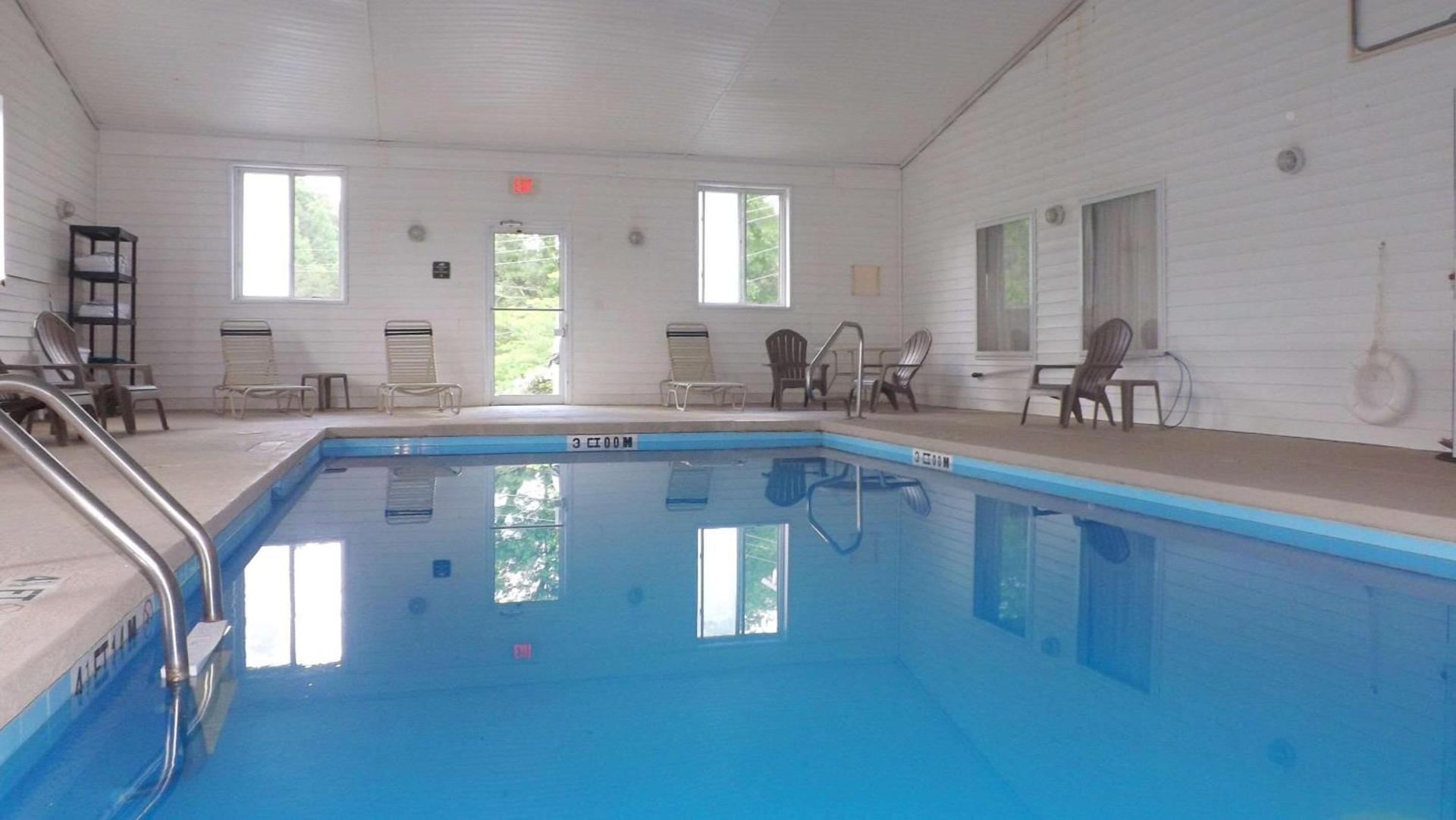 Clarion Pointe-Dillard near Blue Ridge Mountains photo 27