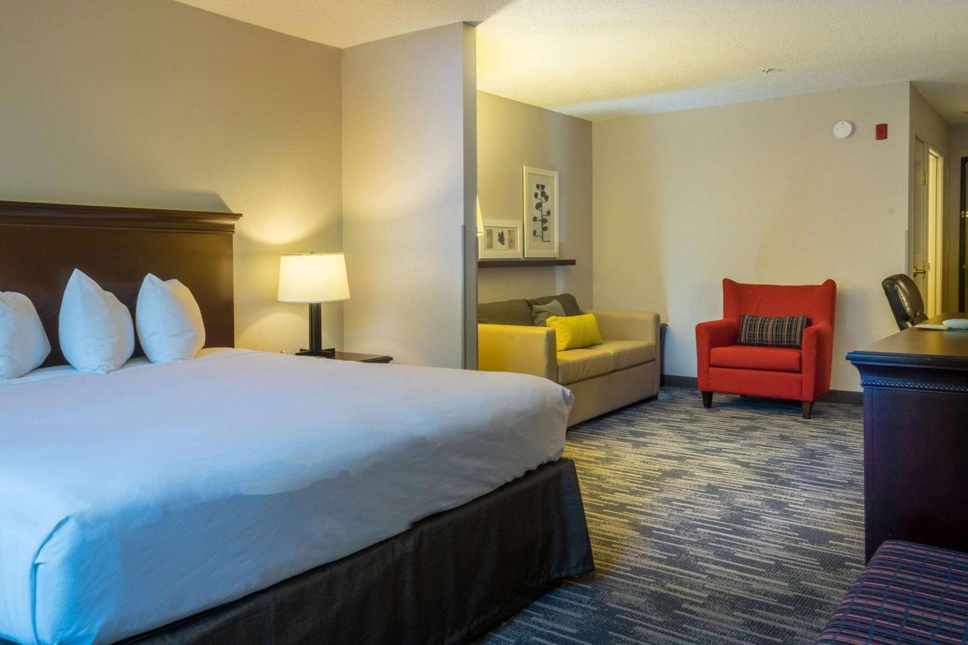 Country Inn & Suites by Radisson, Doswell Kings Dominion , VA photo 11