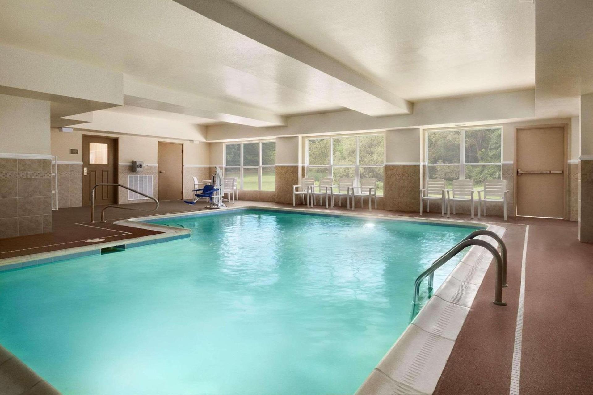 Country Inn & Suites by Radisson, Doswell Kings Dominion , VA photo 17