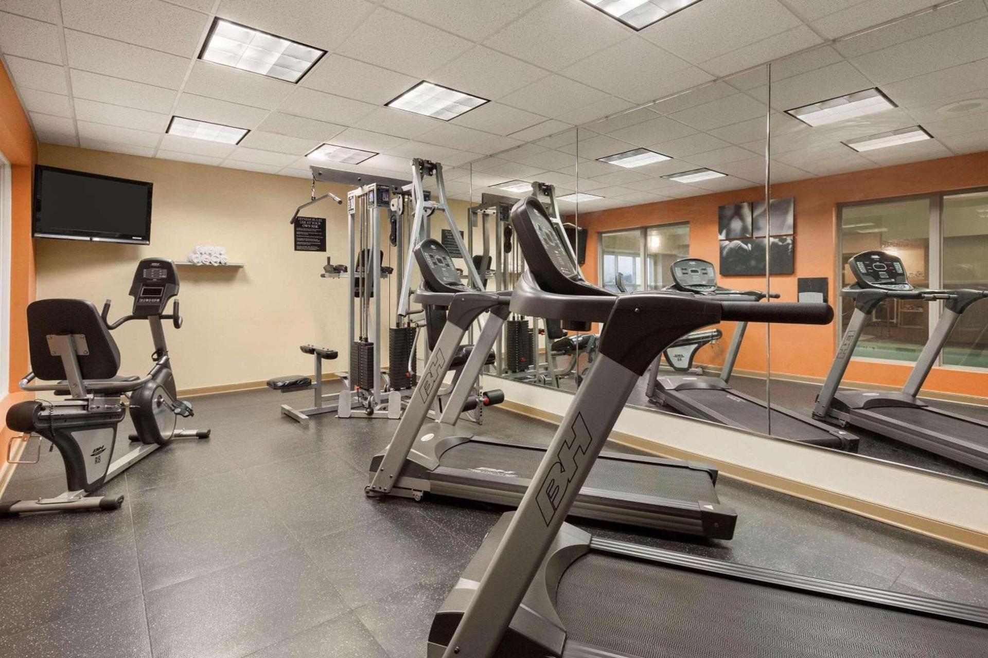 Country Inn & Suites by Radisson, Doswell Kings Dominion , VA photo 18