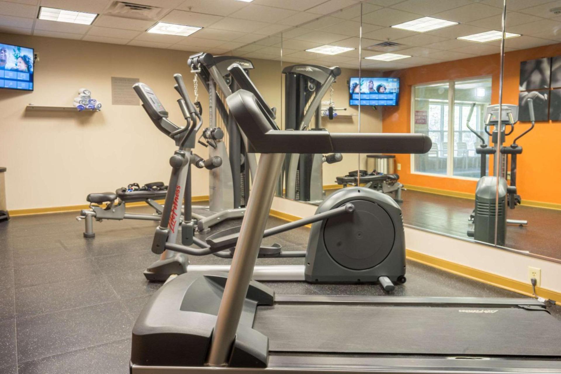 Country Inn & Suites by Radisson, Doswell Kings Dominion , VA photo 19