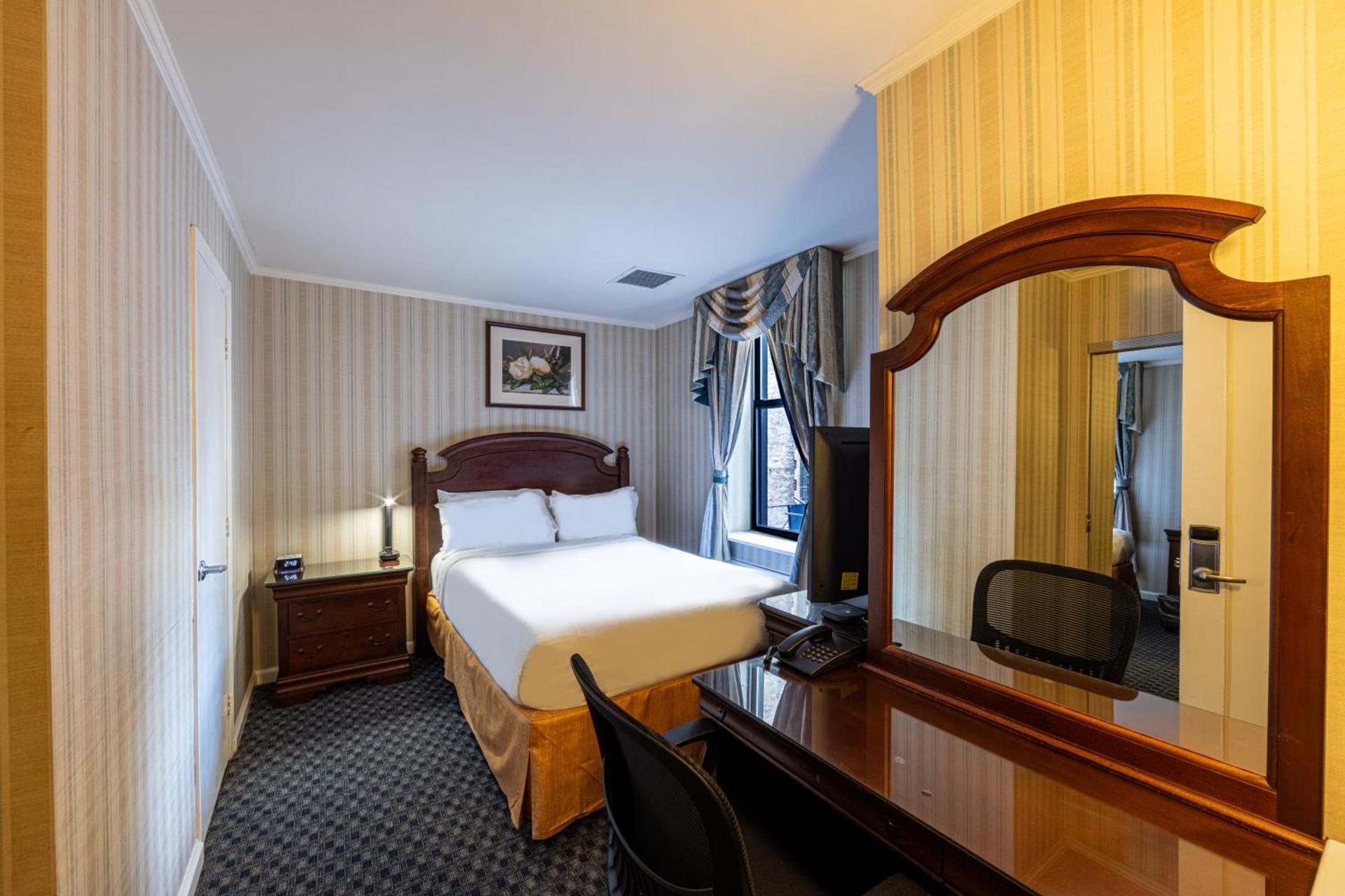 Hotel Stanford photo 24