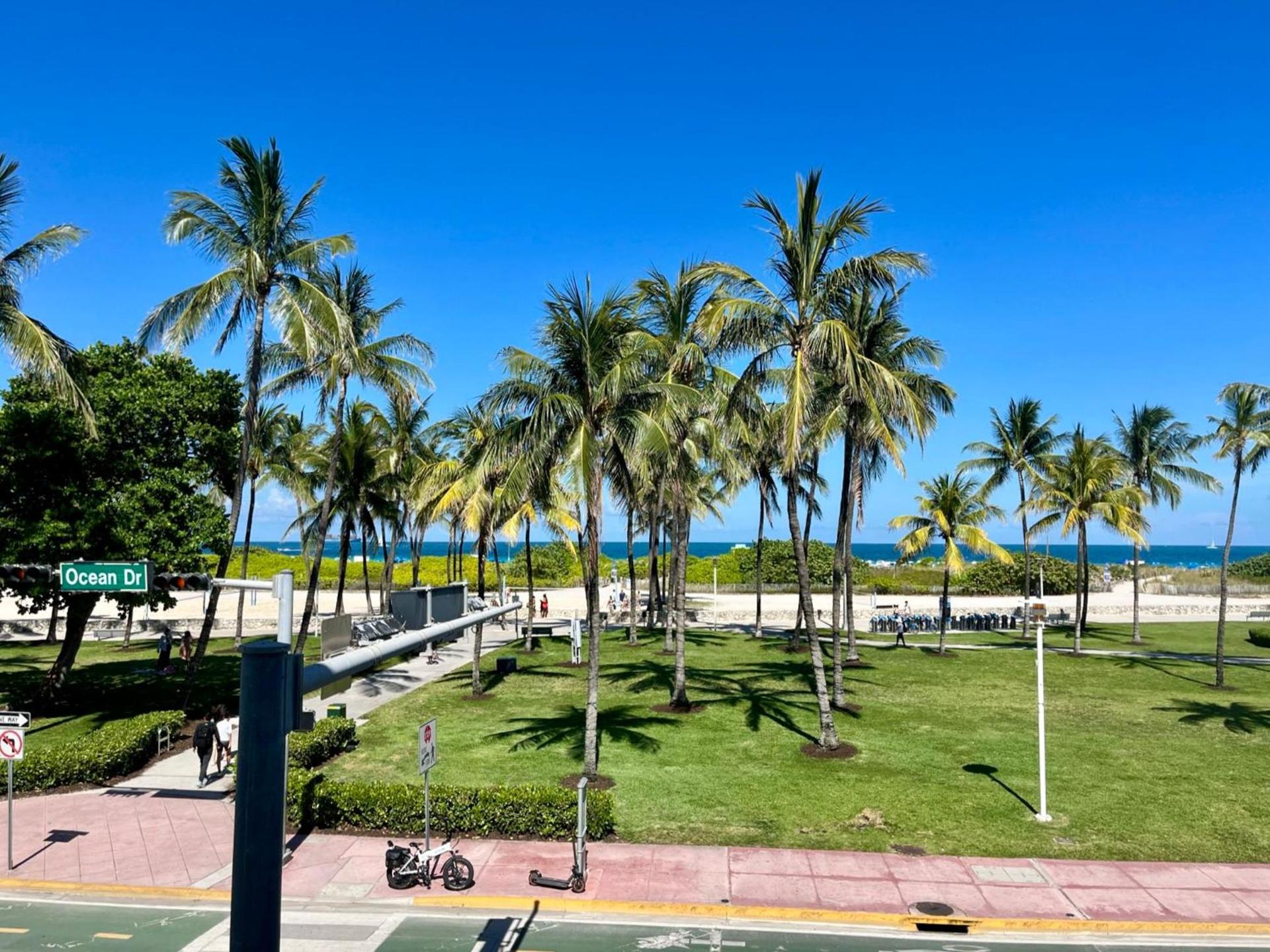 Majestic Hotel South Beach photo 32
