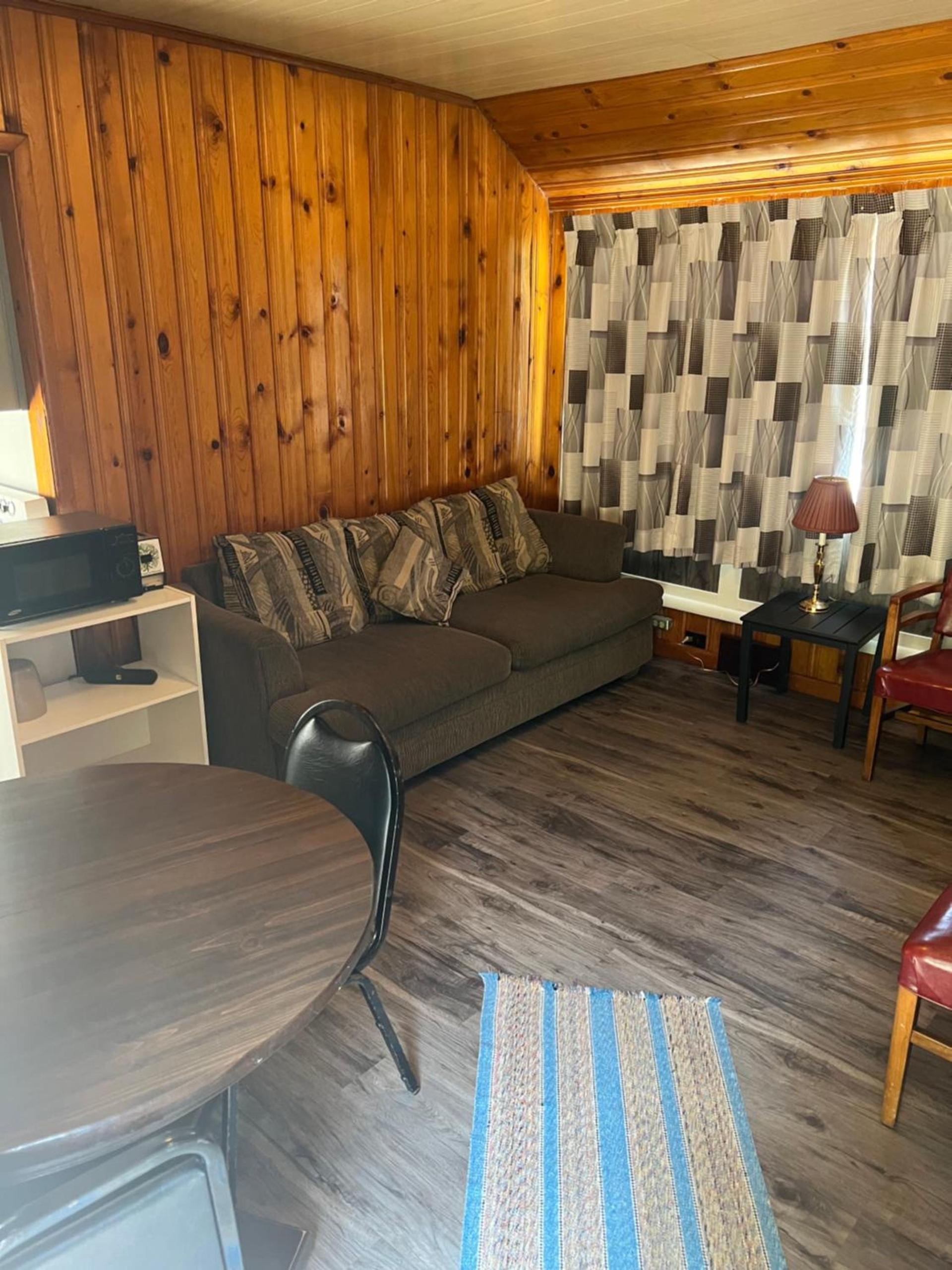 The Lodge at LPL photo 37