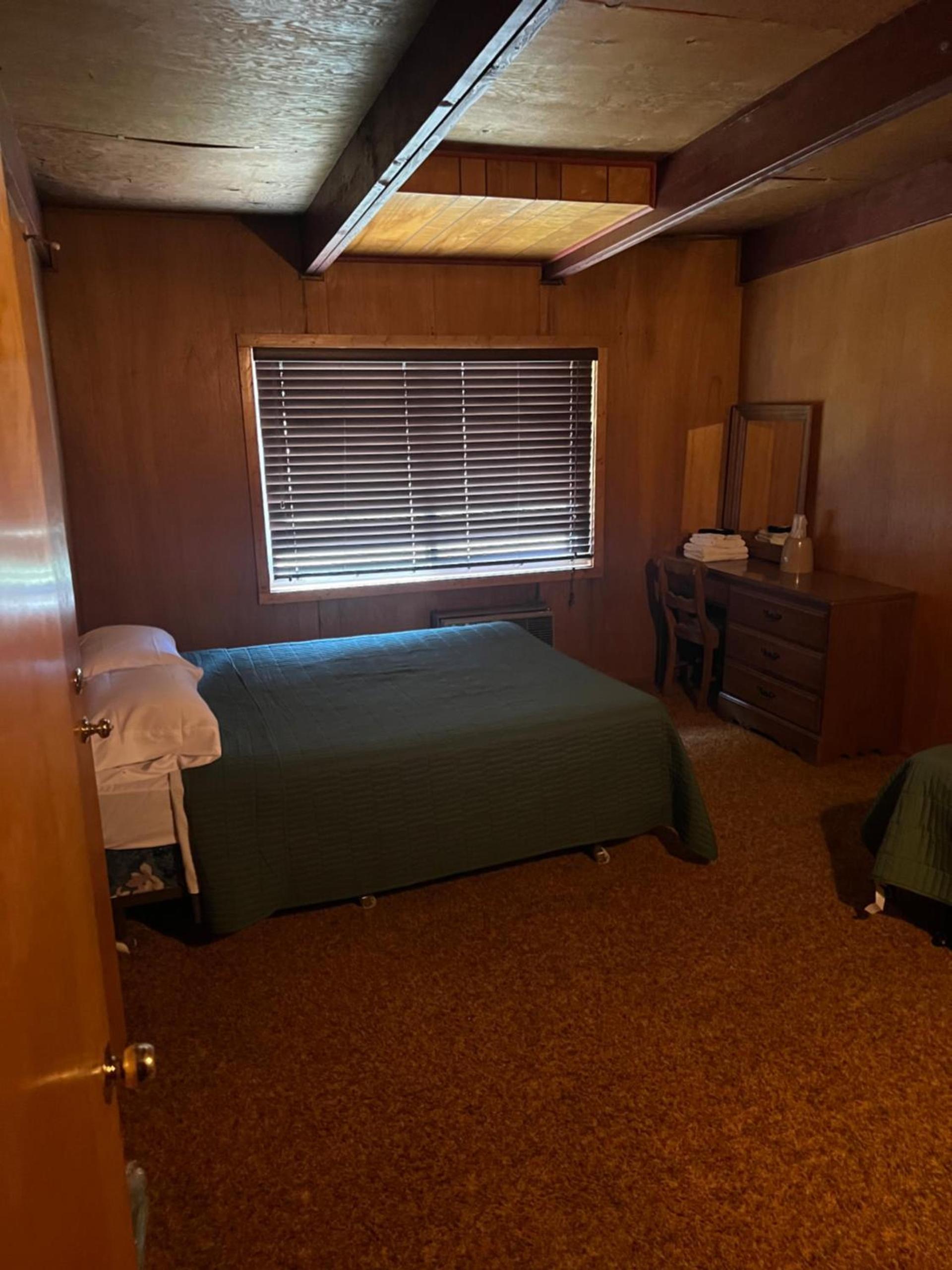The Lodge at LPL photo 45