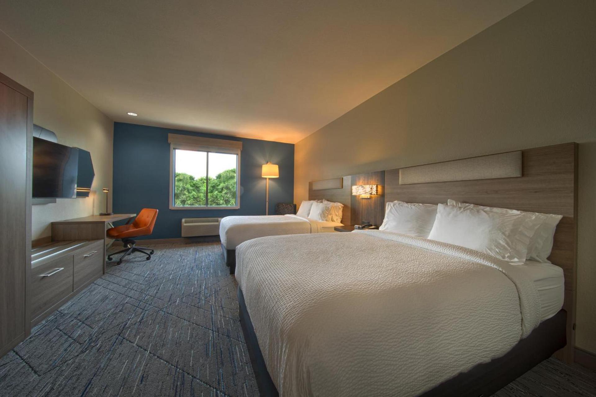 Holiday Inn Express & Suites Cleveland by IHG photo 79