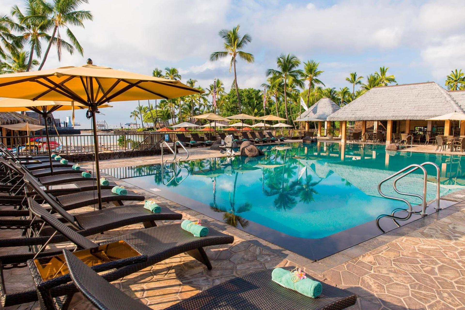 Courtyard by Marriott King Kamehameha's Kona Beach Hotel photo 42
