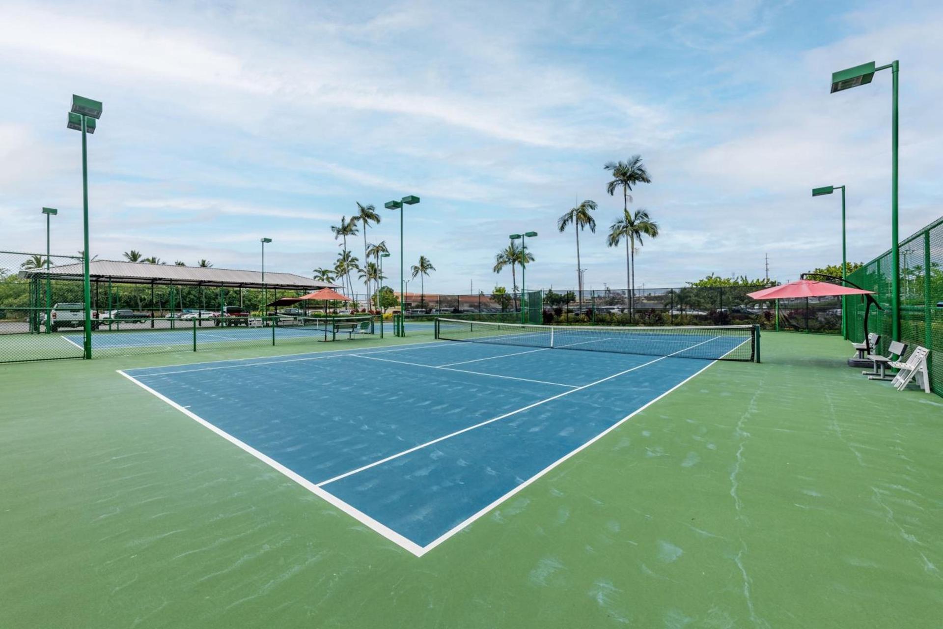 Courtyard by Marriott King Kamehameha's Kona Beach Hotel photo 97