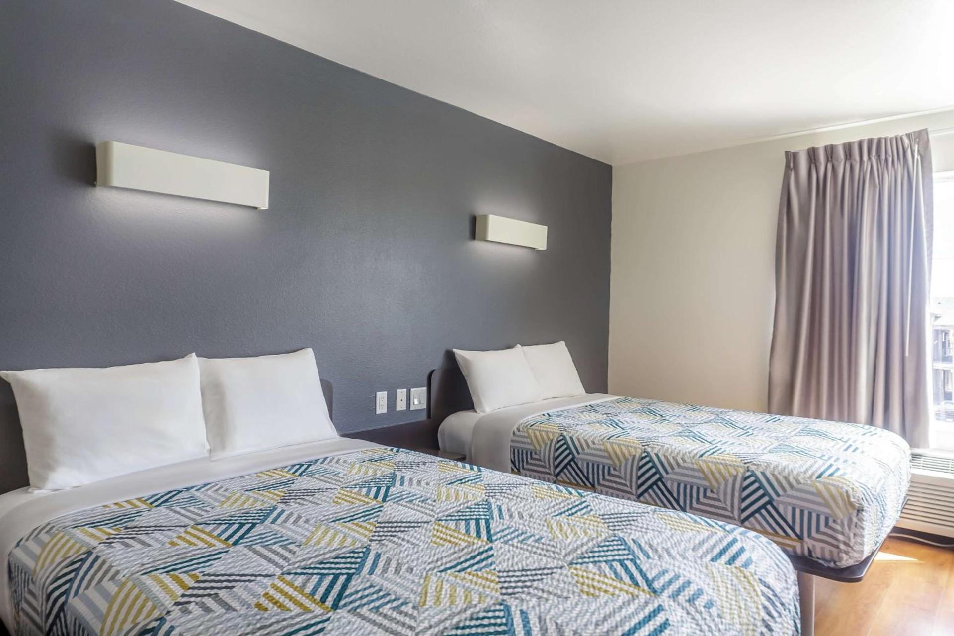 Motel 6-Laredo, TX - Airport photo 22
