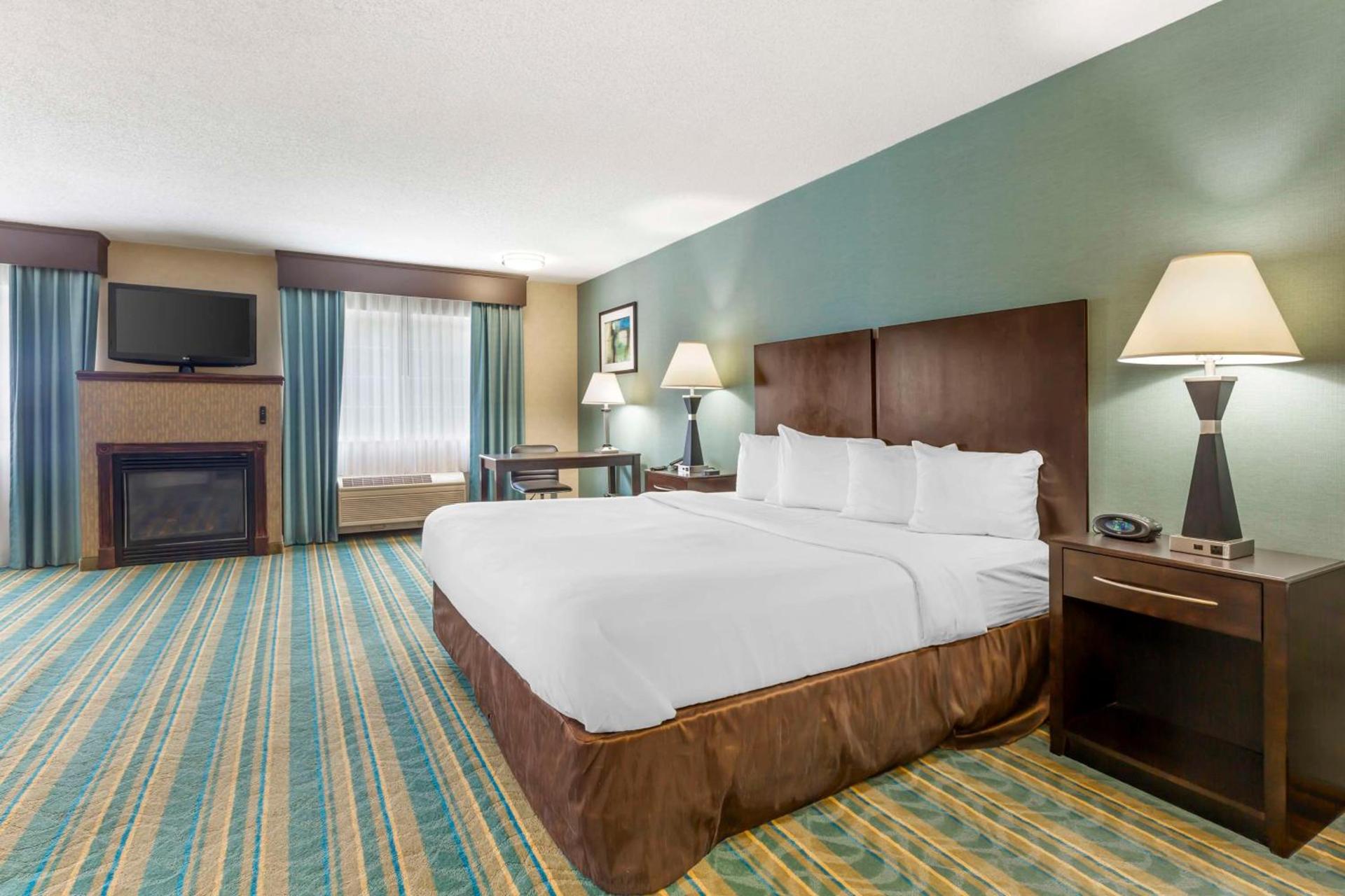 Best Western Plus Berkshire Hills Inn & Suites photo 27