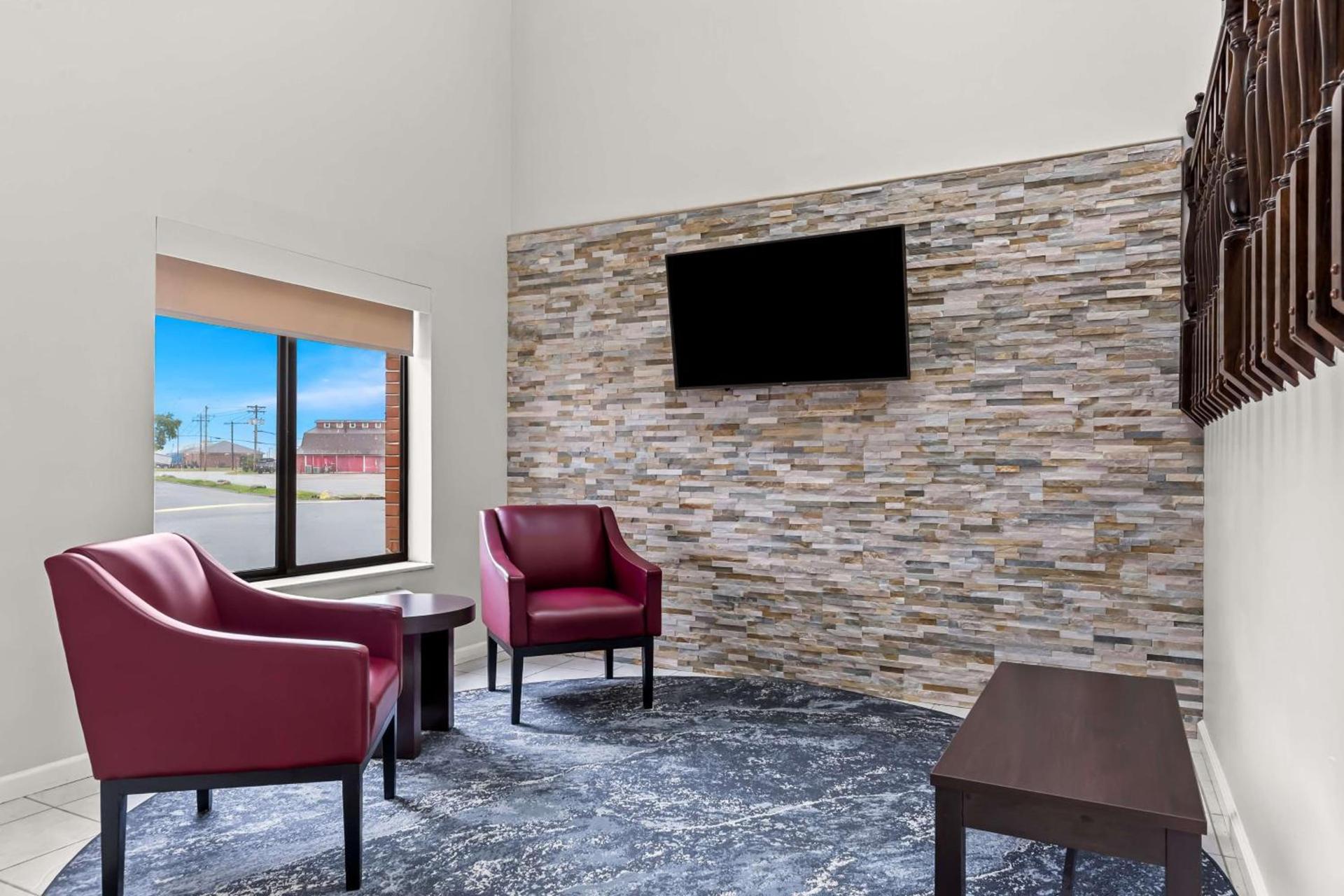 Red Lion Inn & Suites Saint Louis photo 33