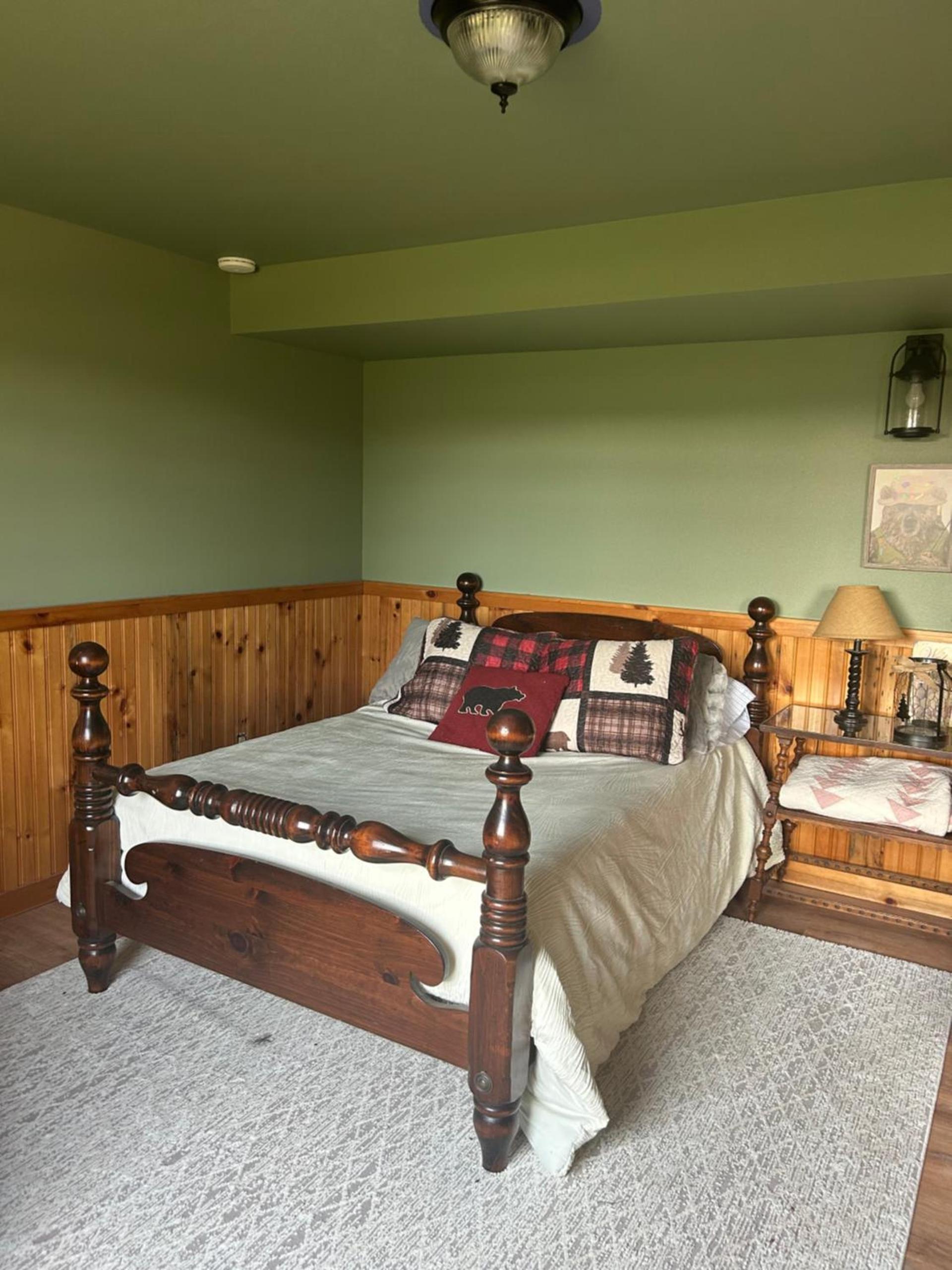 Collins Pond and Lodge photo 3