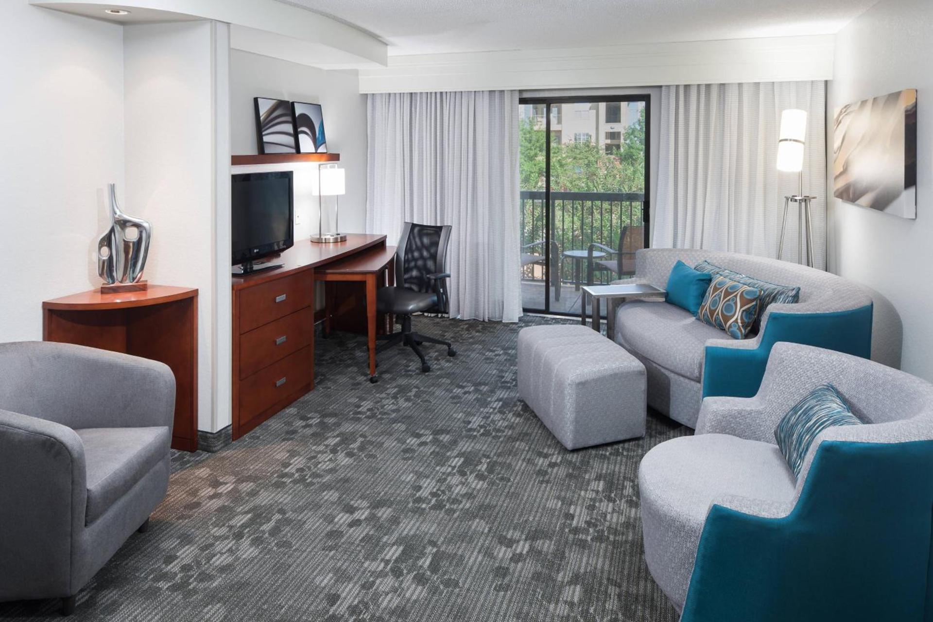 Courtyard by Marriott Hattiesburg photo 25