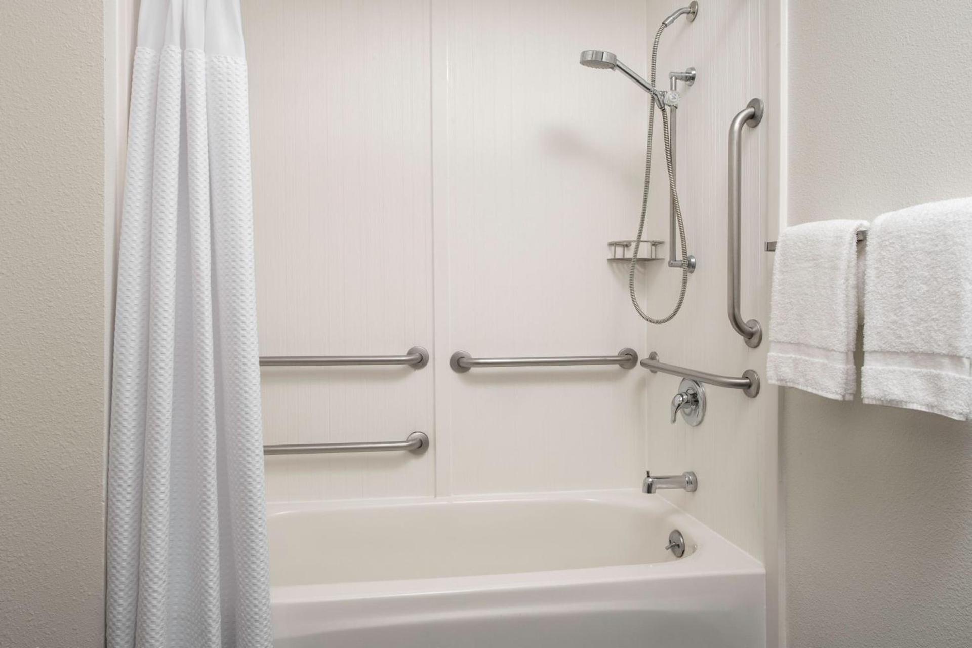 Courtyard by Marriott Dothan photo 29