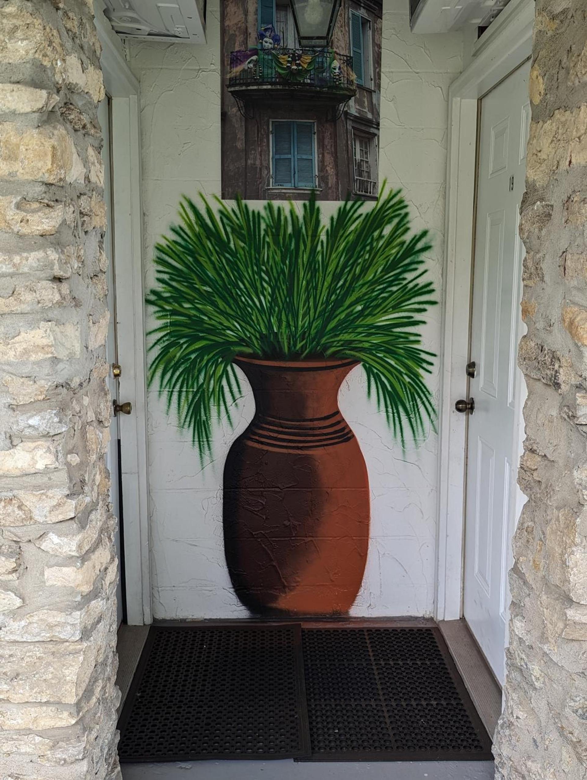 Riverboat Inn & Suites photo 80