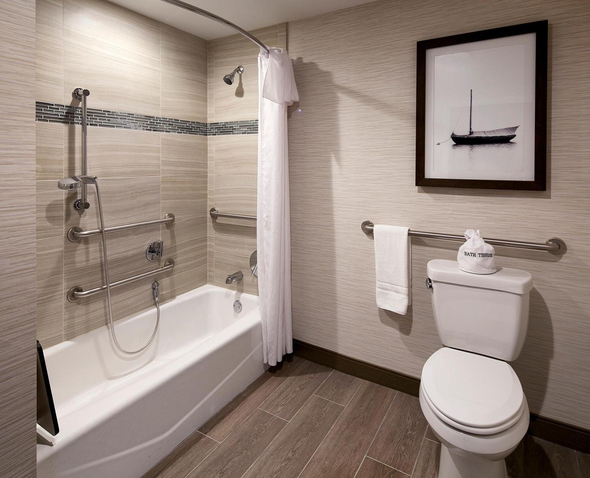 Marina del Rey Hotel photo 39