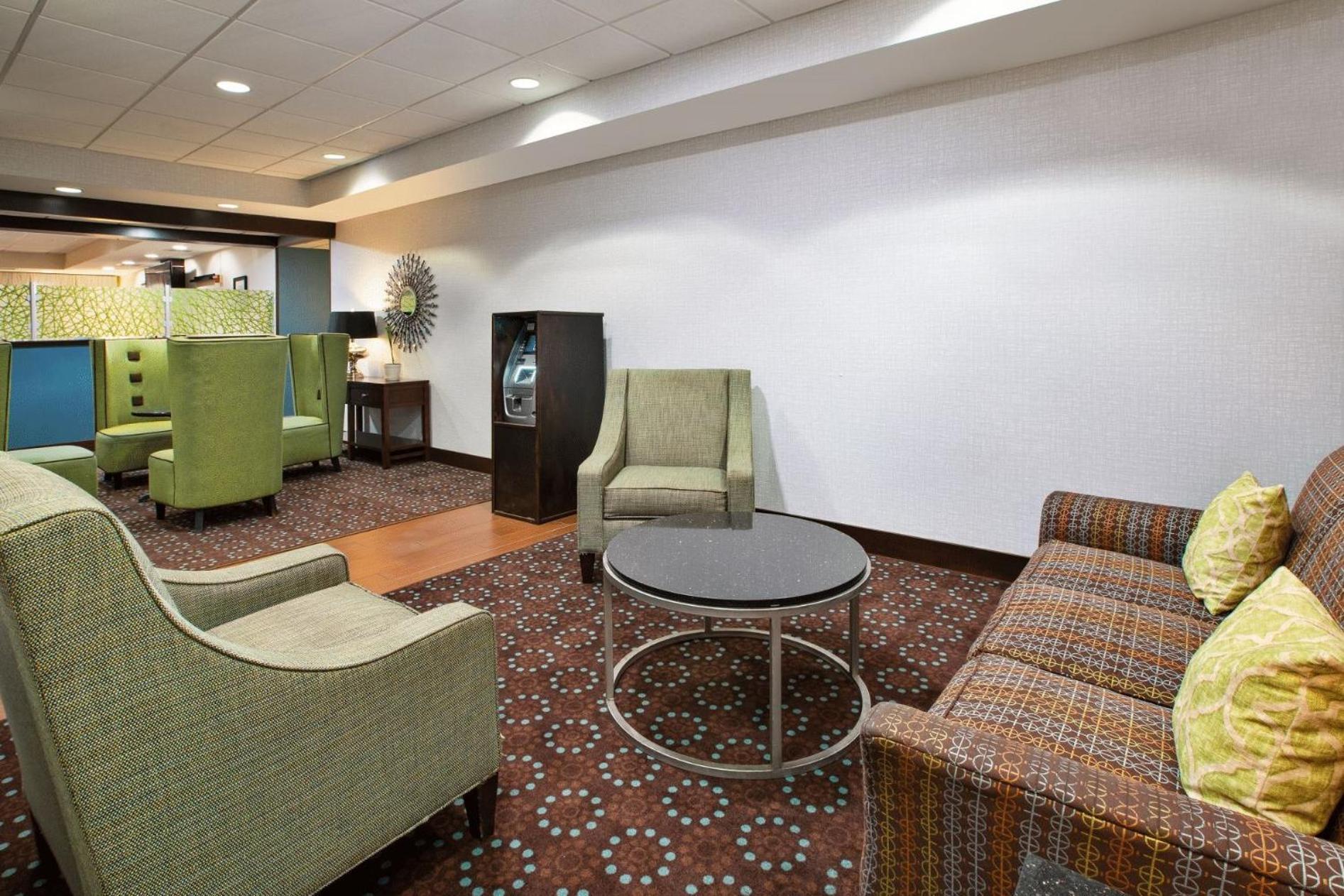 Hampton Inn Cincinnati Northwest Fairfield photo 33