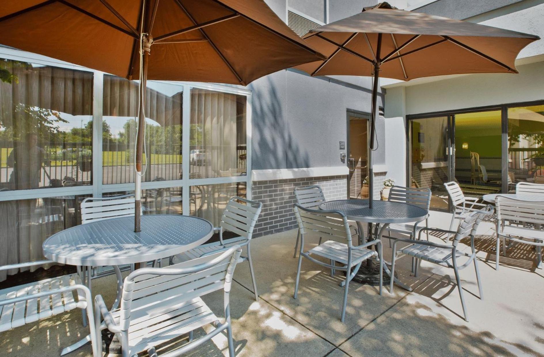 Hampton Inn Cincinnati Northwest Fairfield photo 37