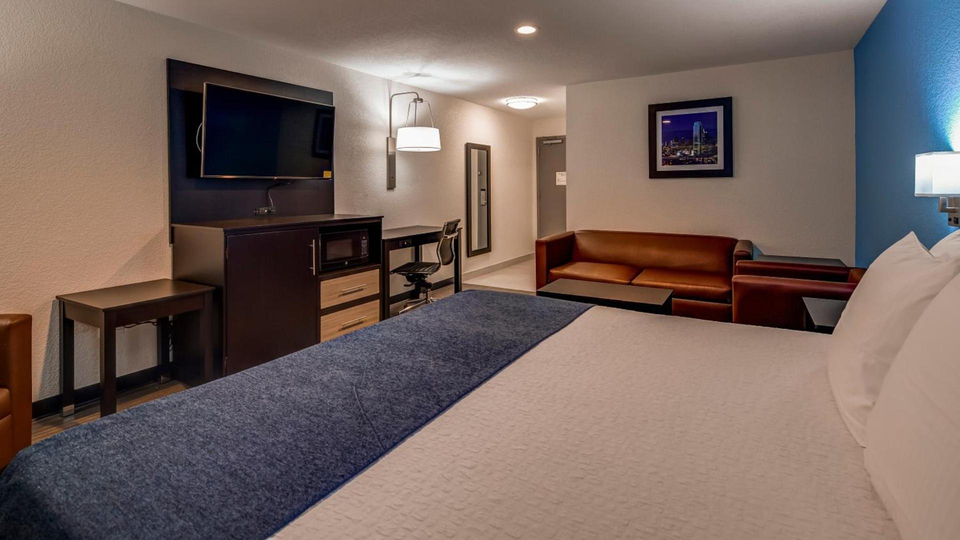 SureStay Plus Hotel by Best Western Humble photo 32
