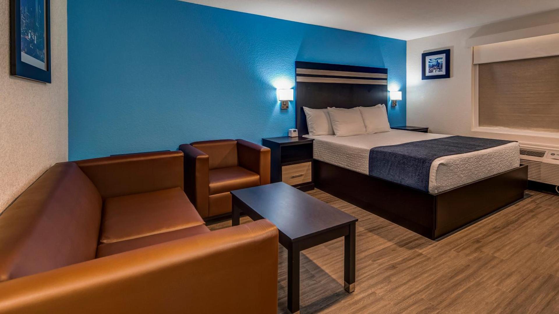 SureStay Plus Hotel by Best Western Humble photo 33
