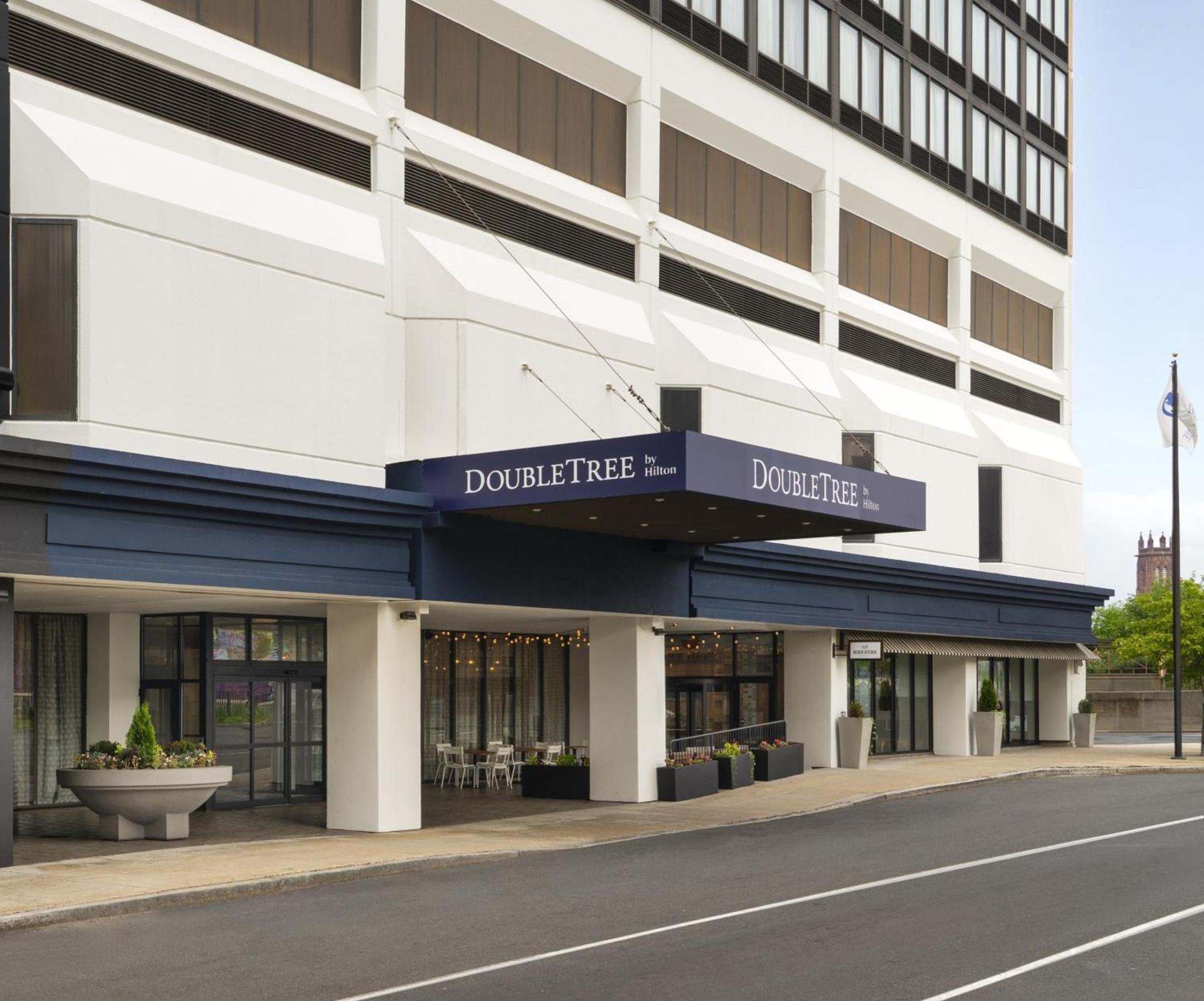 DoubleTree by Hilton Hartford Downtown — hotel in Hartford