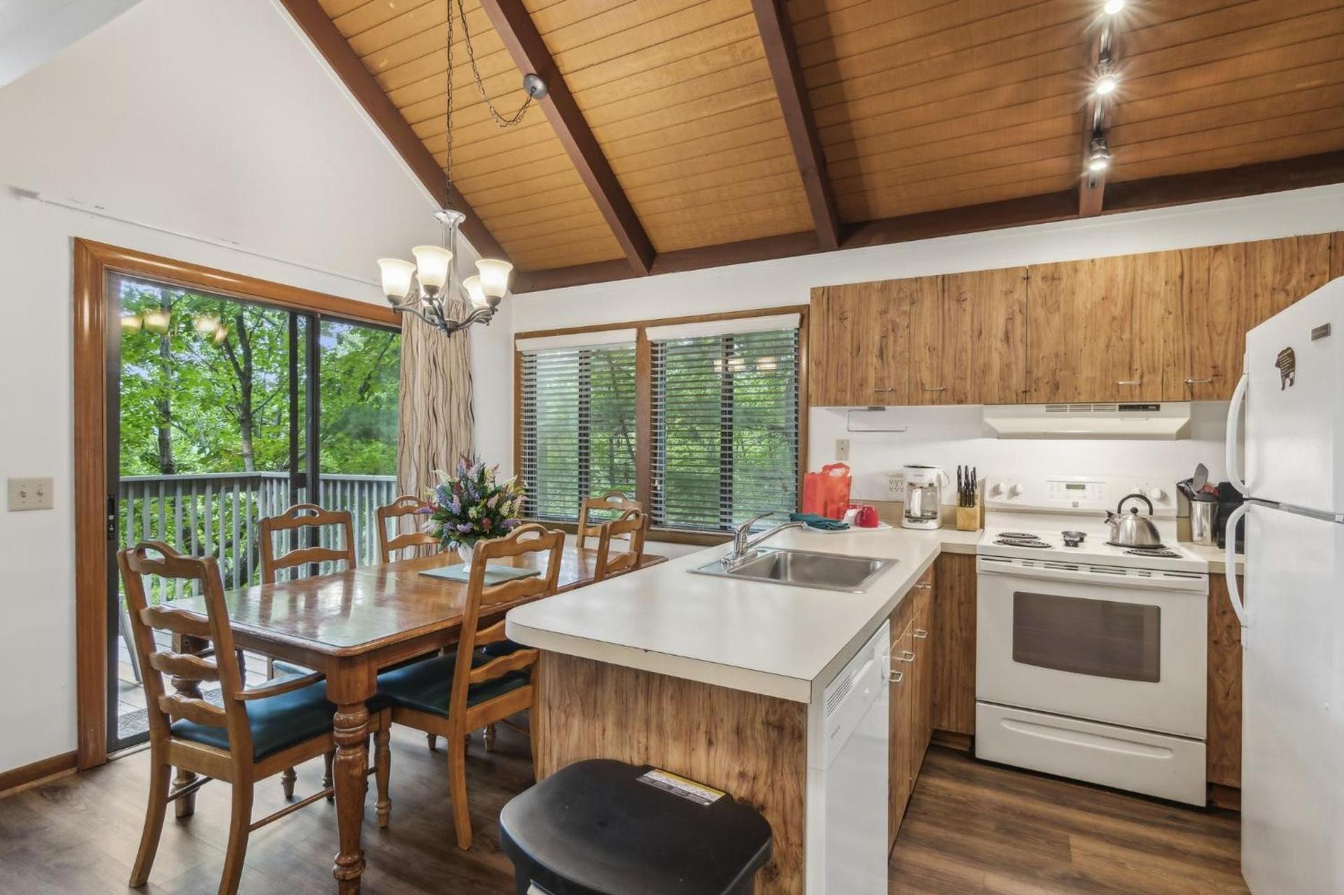 Petit Crest Villas photo 12