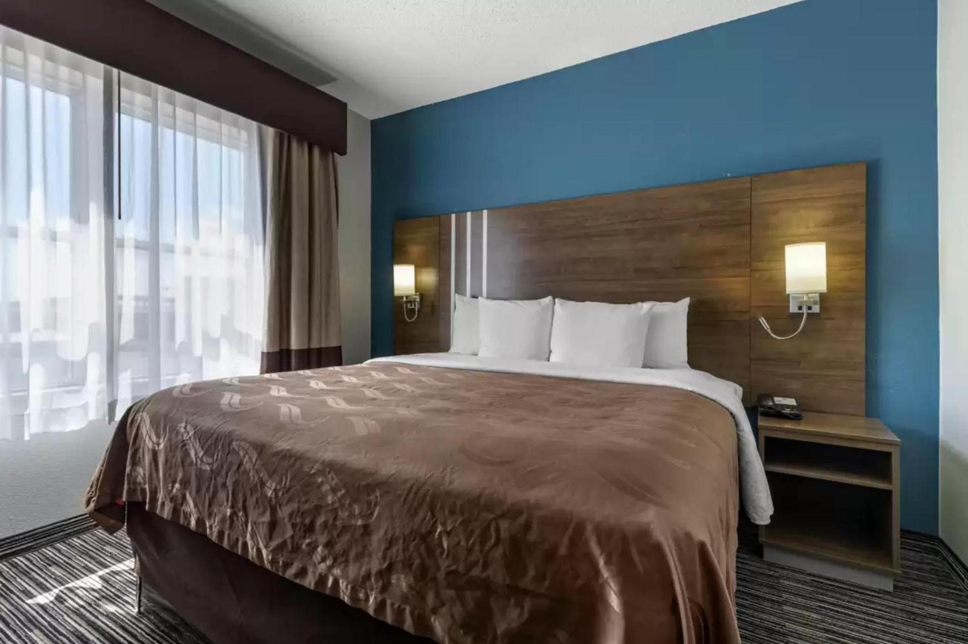 Quality Inn & Suites I-35 E-Walnut Hill photo 29