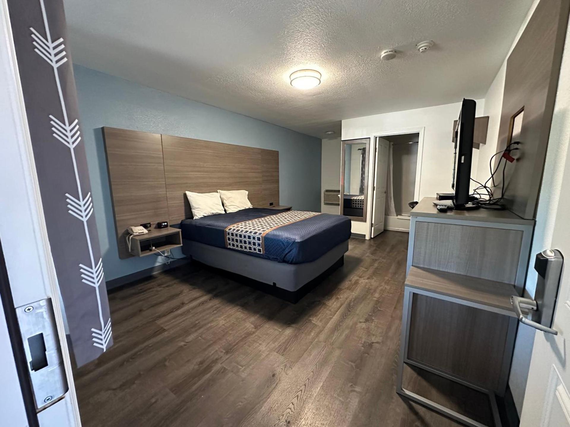 Sands Motel photo 13