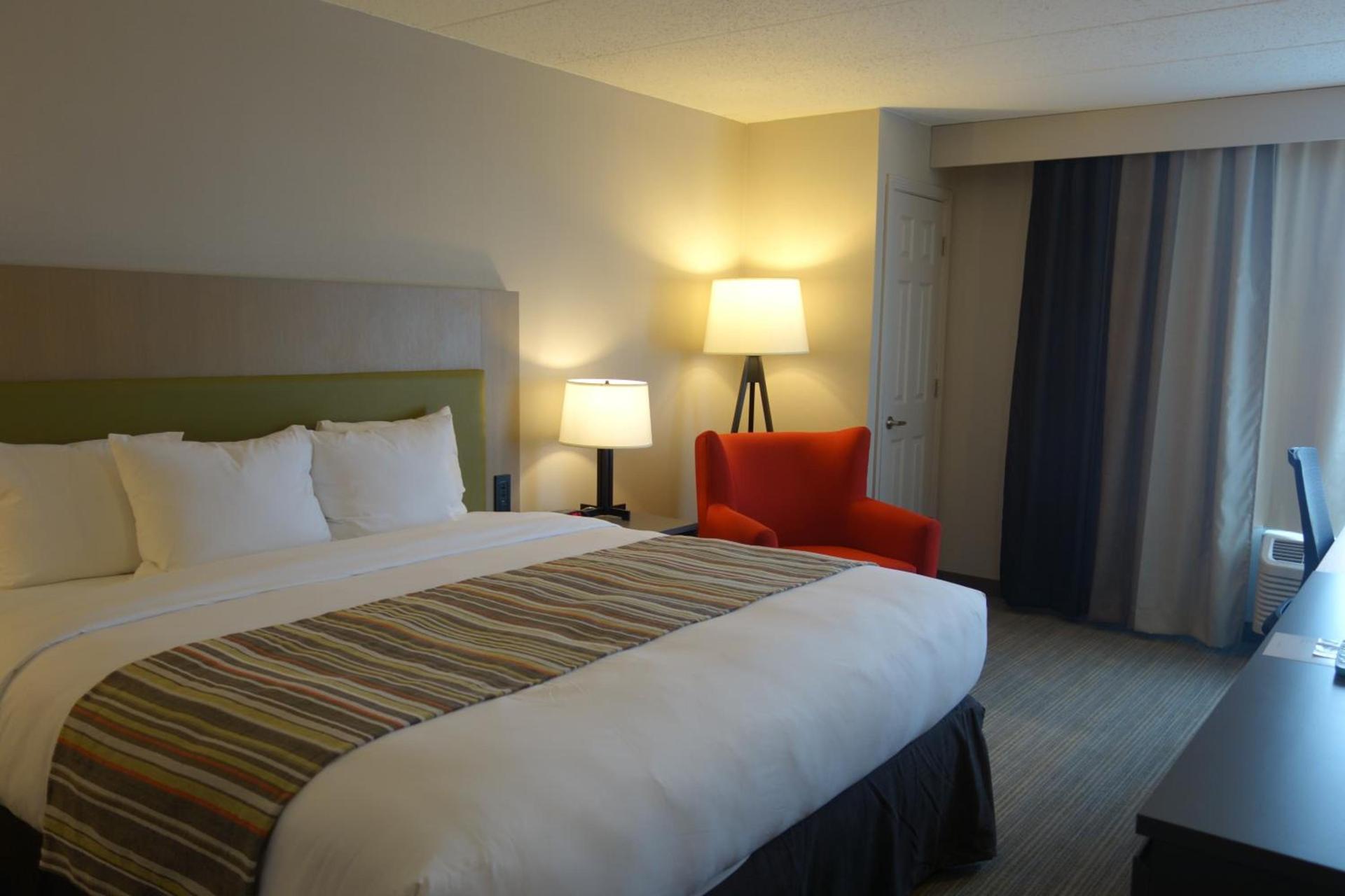 Country Inn & Suites by Radisson, La Crosse, WI photo 6