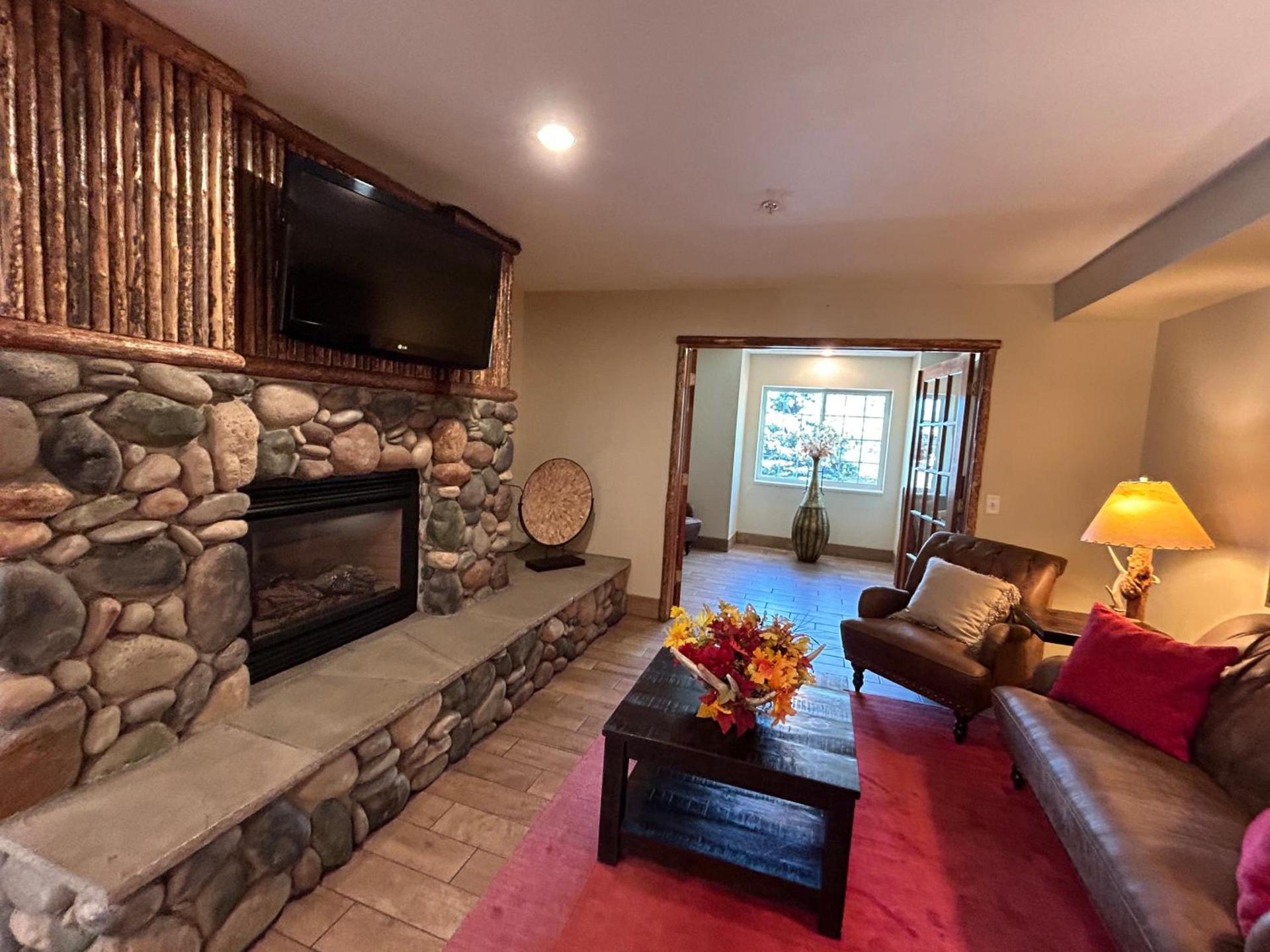 Microtel Inn & Suites by Wyndham Bozeman photo 12
