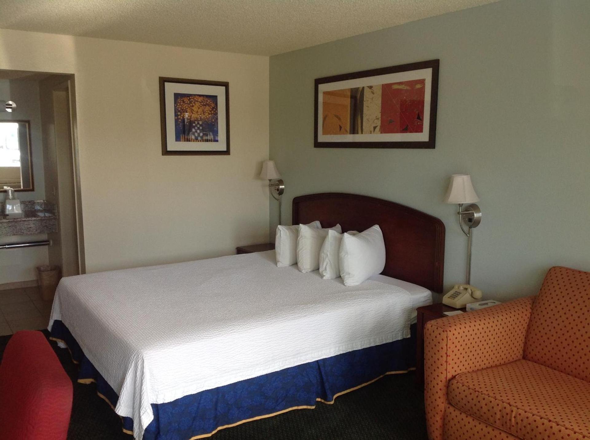 Eunice Plaza Motel photo 44