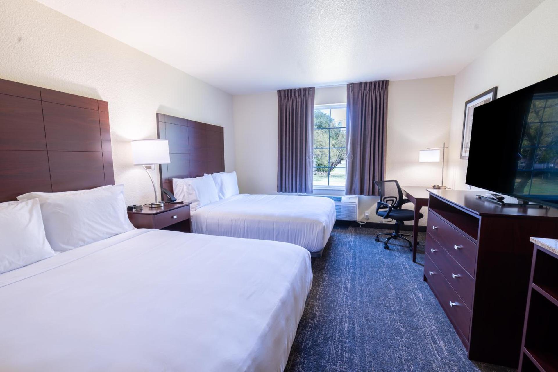 Cobblestone Inn & Suites - Winters photo 52
