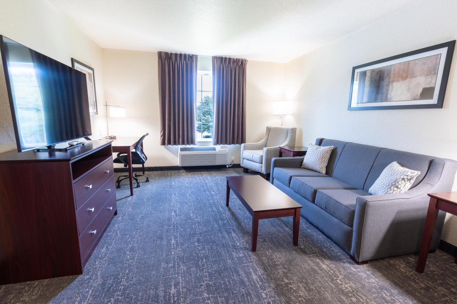 Cobblestone Inn & Suites - Winters photo 57