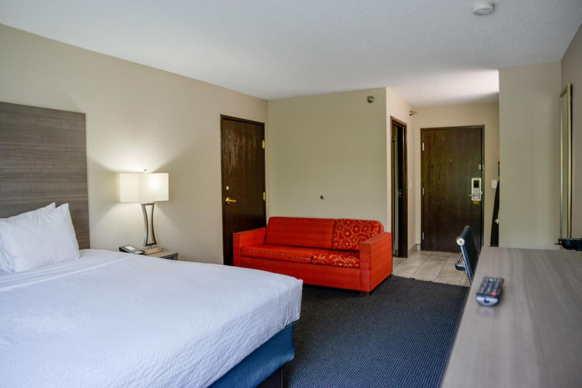 Baymont by Wyndham O'Fallon St. Louis Area photo 32