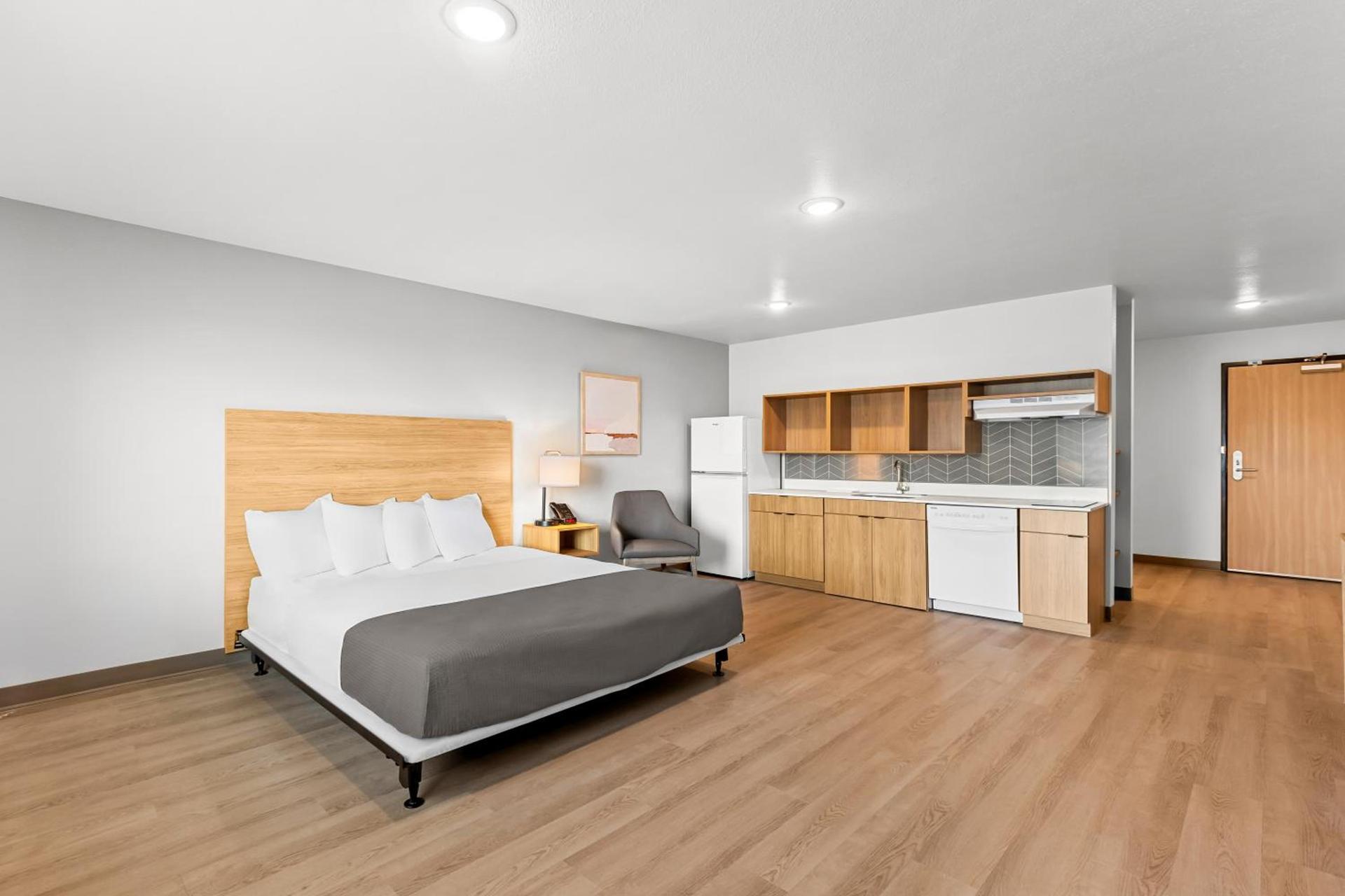 LivAway Suites Salt Lake City- West Jordan photo 15